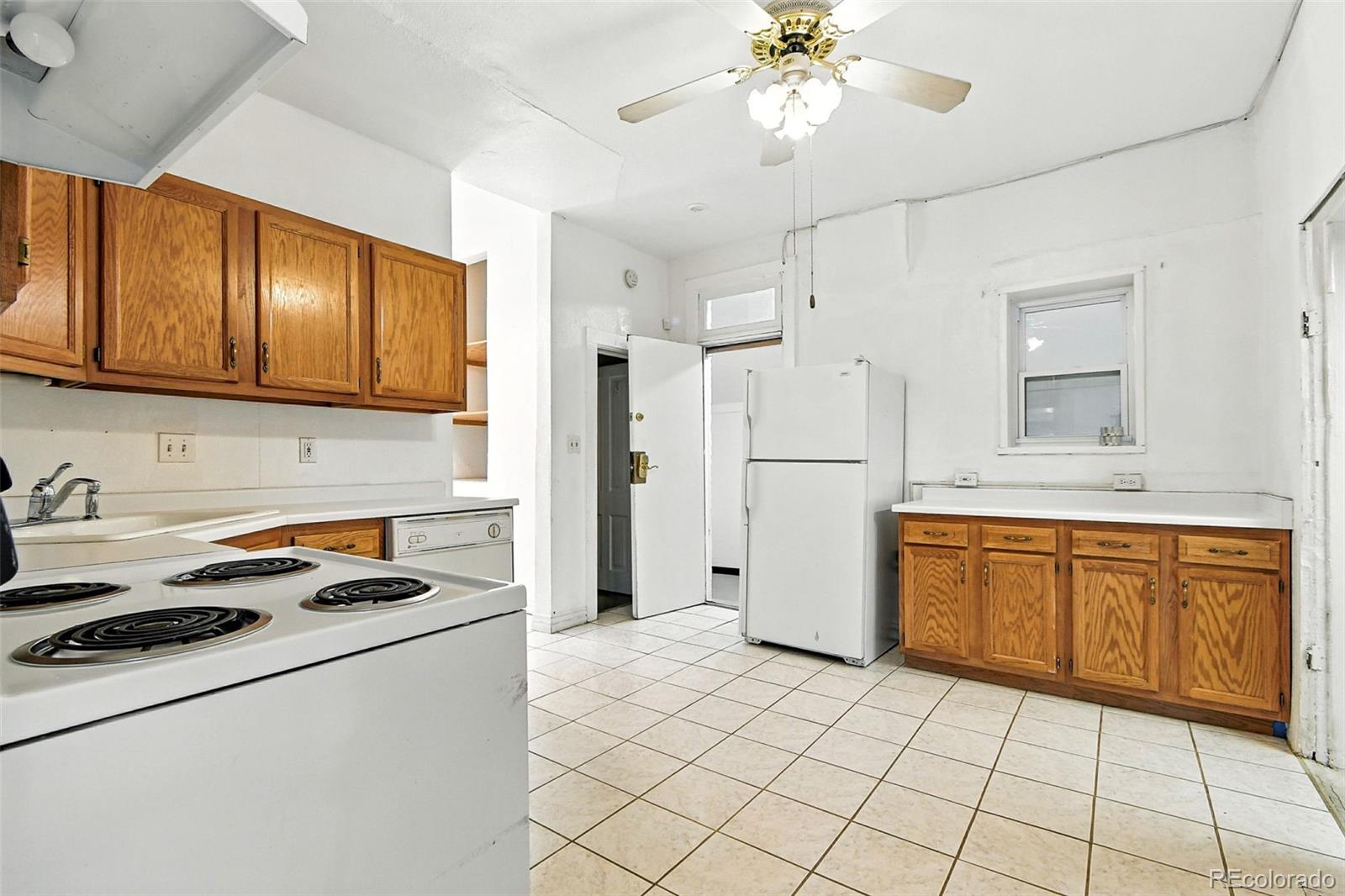 MLS Image #8 for 2346 n gilpin street,denver, Colorado