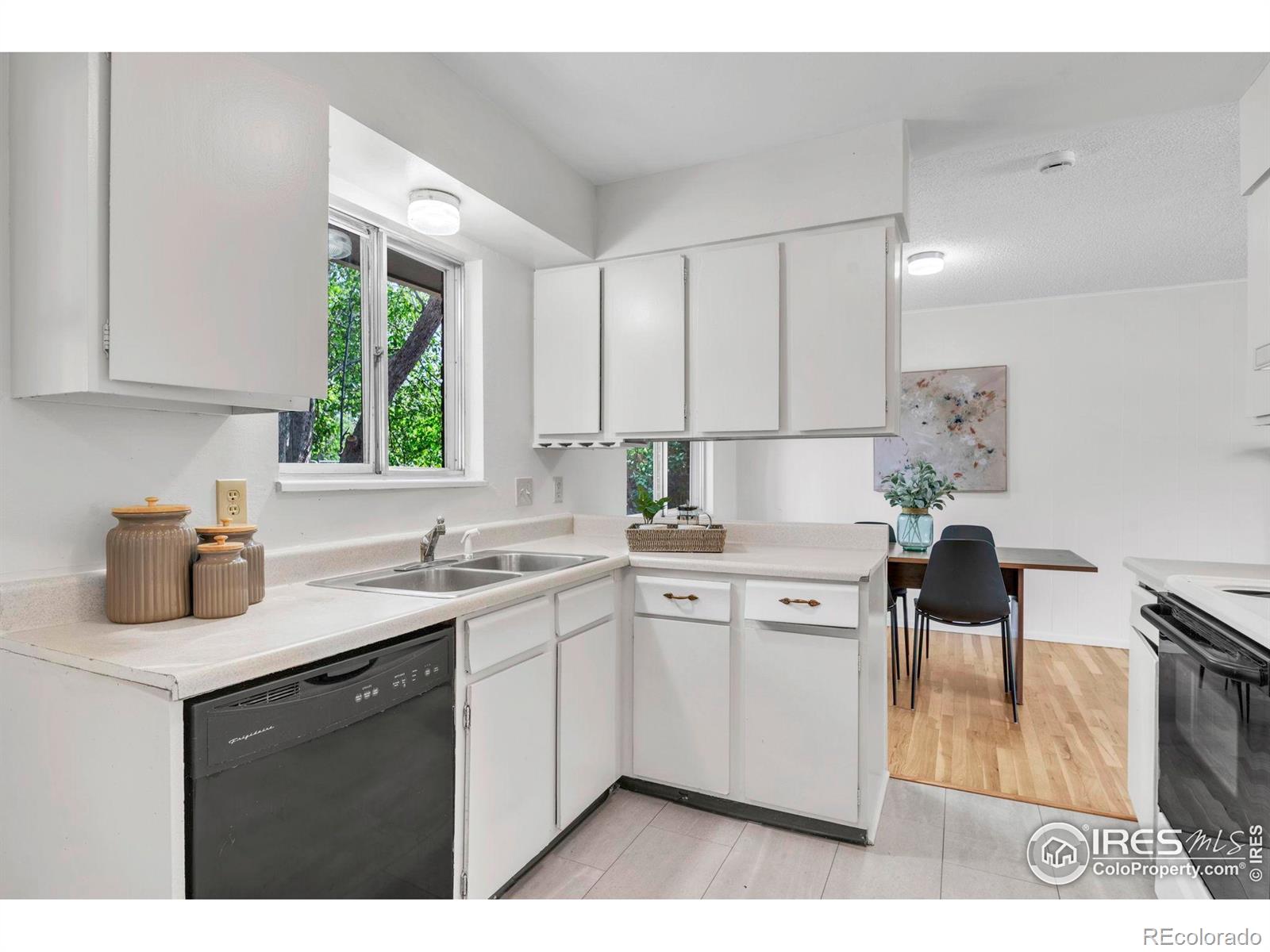MLS Image #10 for 1426  brookfield drive,longmont, Colorado