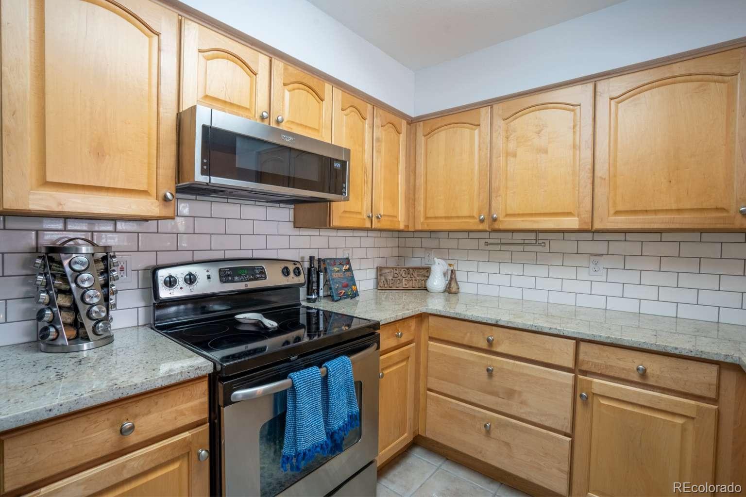 MLS Image #9 for 13231  holly street,thornton, Colorado