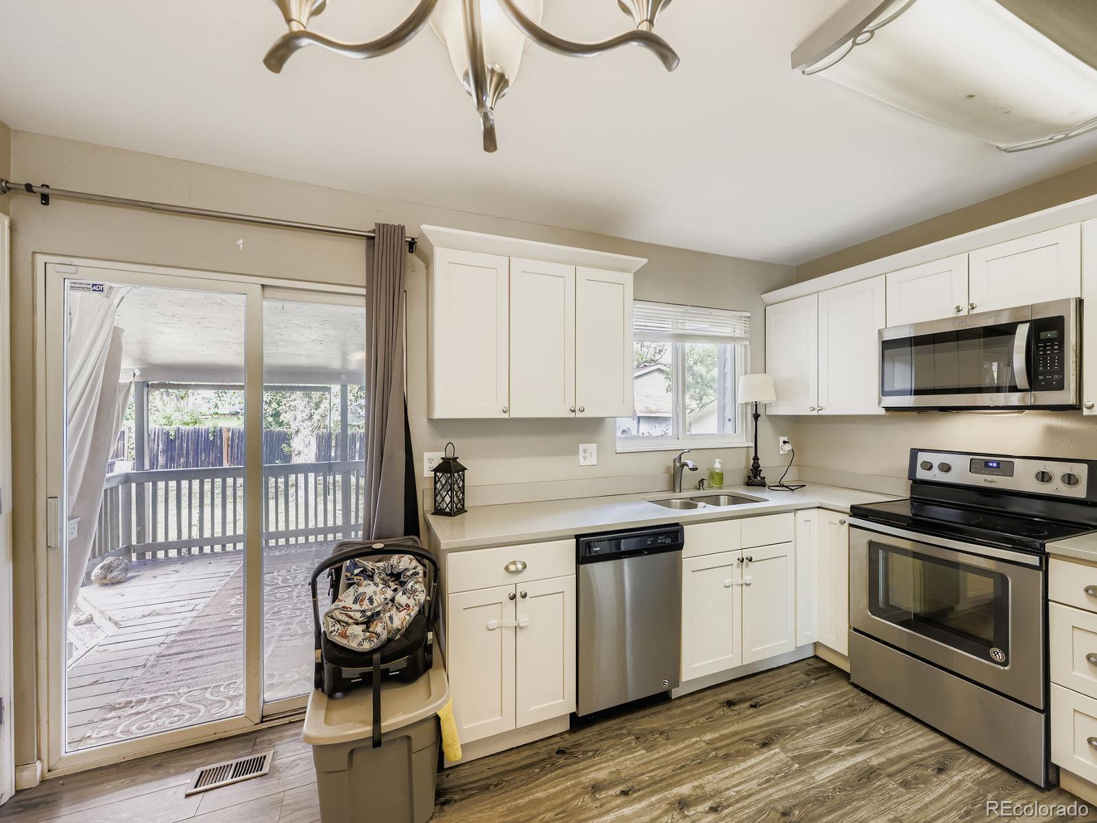 MLS Image #10 for 9840  steele street,thornton, Colorado