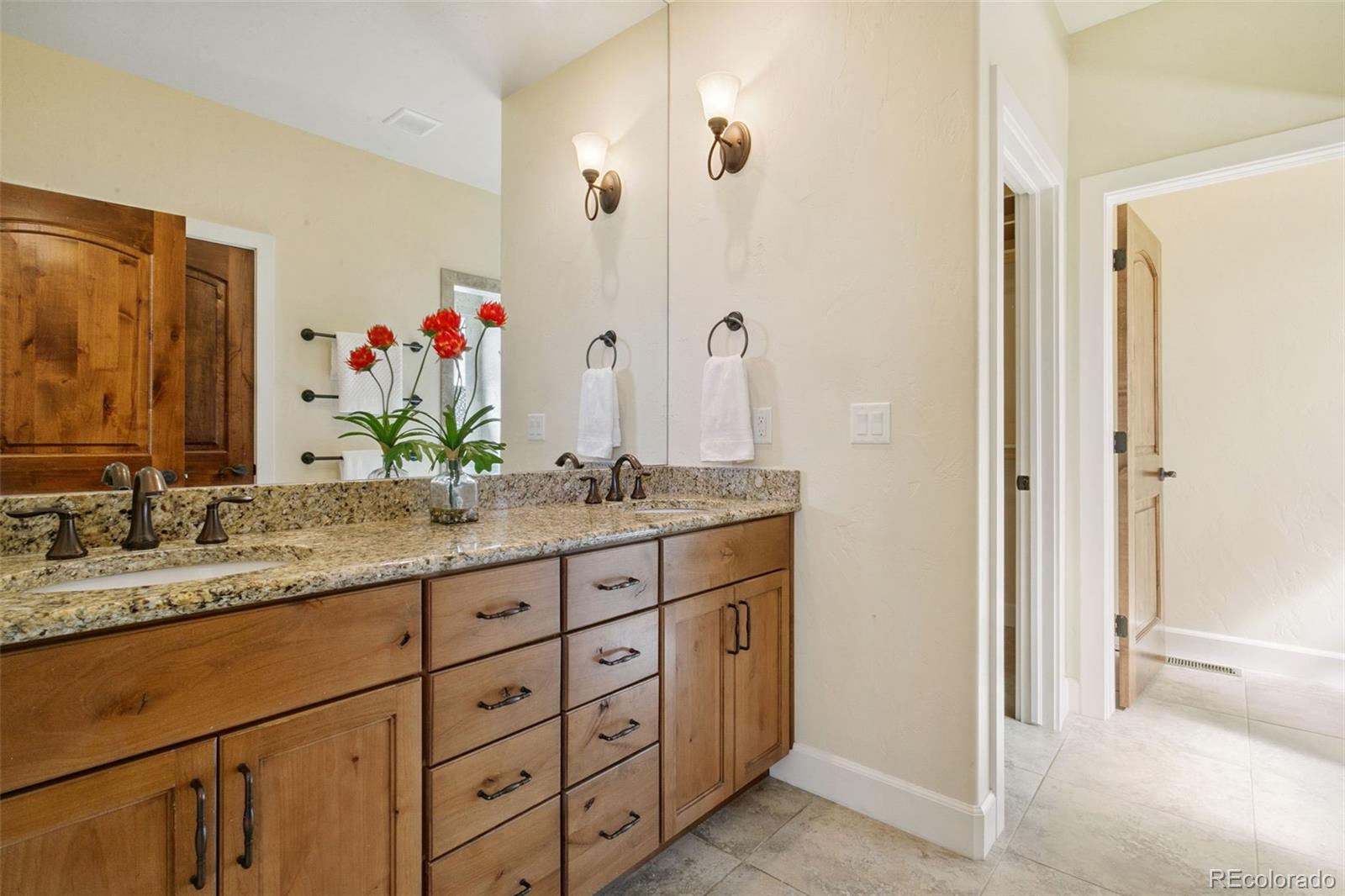 MLS Image #28 for 1635  moveen heights,monument, Colorado