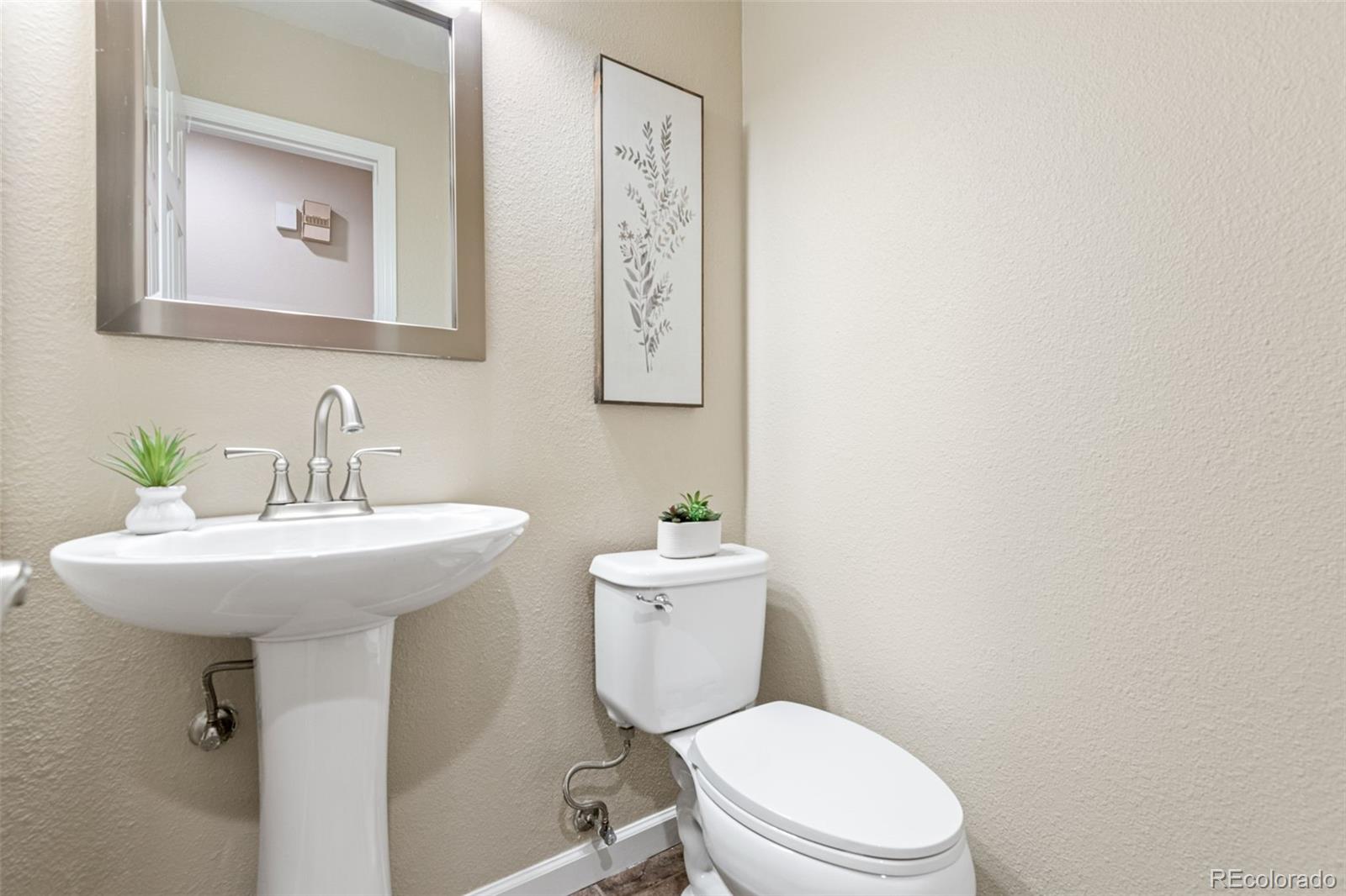 MLS Image #15 for 4452 w pondview drive,littleton, Colorado