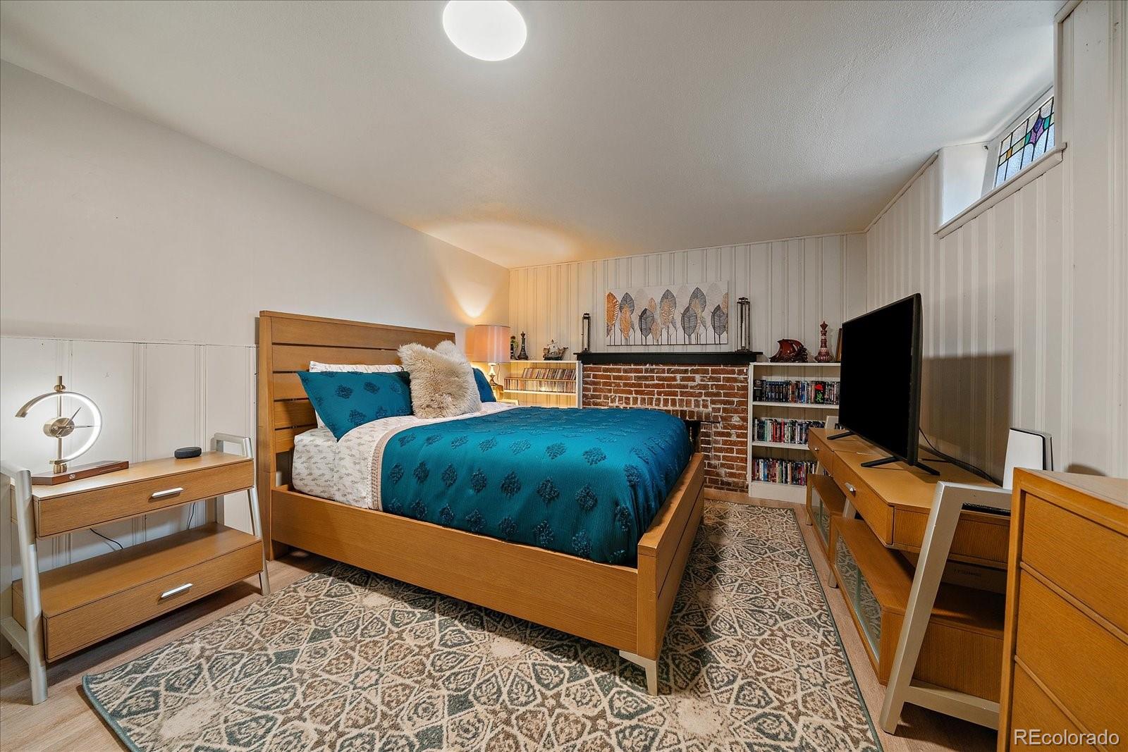 MLS Image #16 for 1040 n kearney street,denver, Colorado