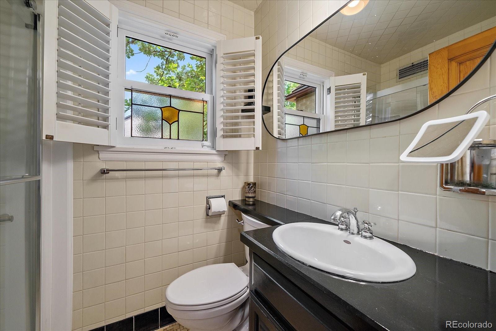 MLS Image #6 for 1040 n kearney street,denver, Colorado