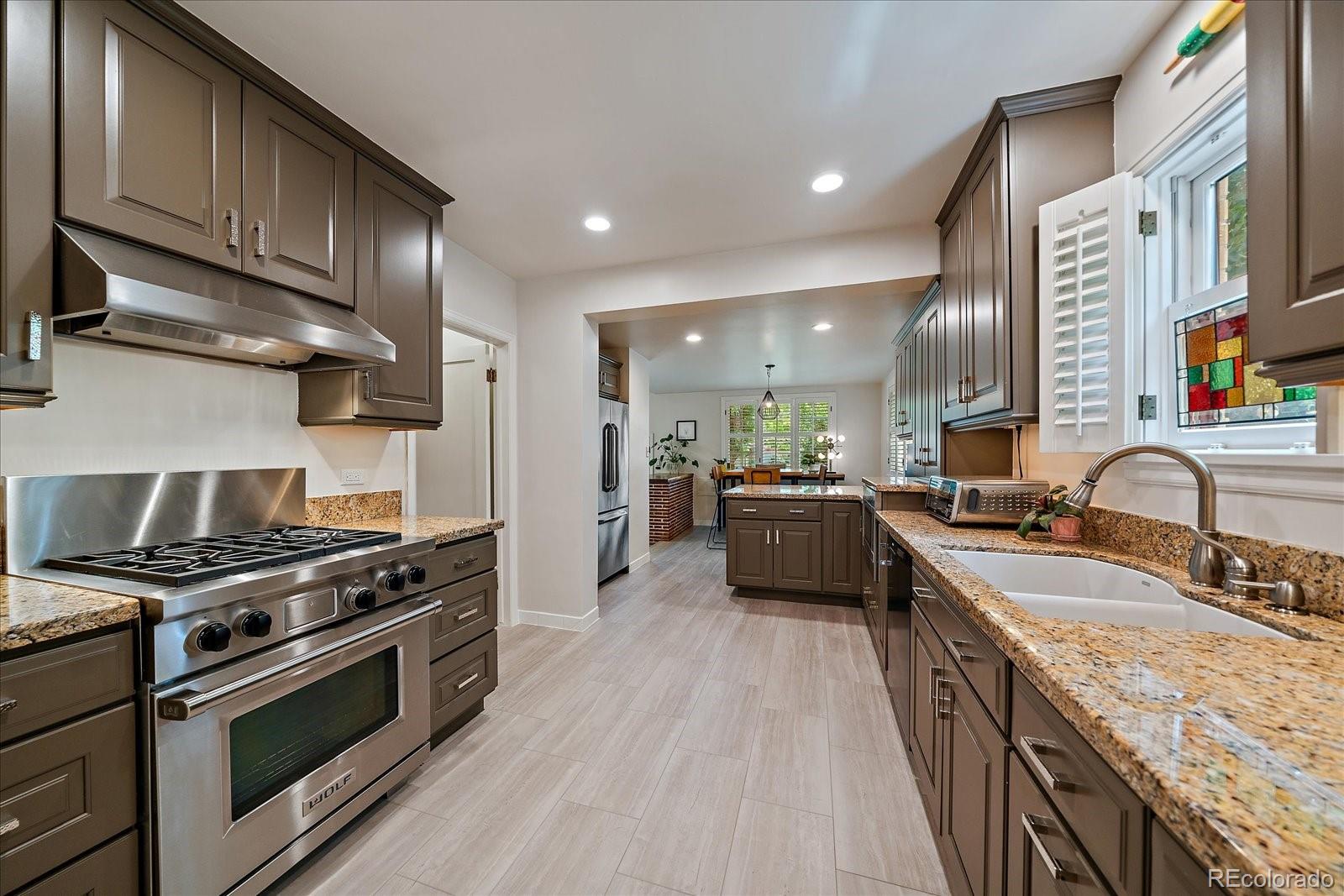 MLS Image #7 for 1040 n kearney street,denver, Colorado