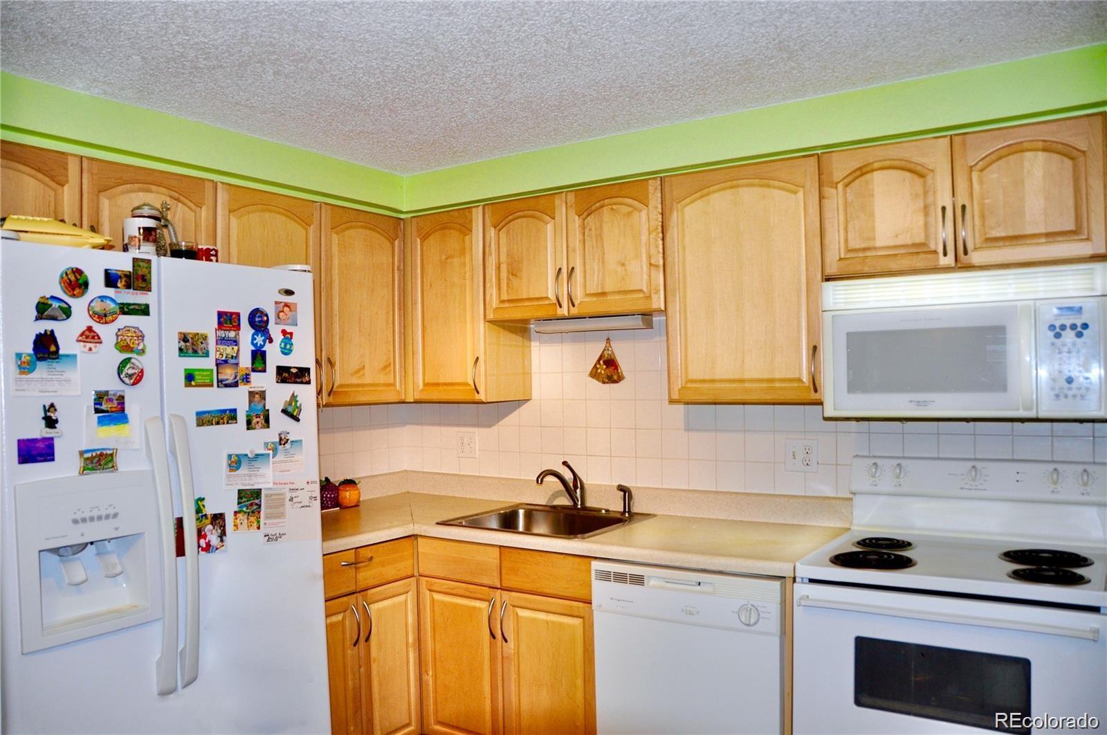 MLS Image #18 for 1300 s parker road,denver, Colorado
