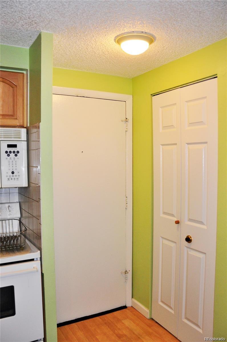 MLS Image #19 for 1300 s parker road,denver, Colorado