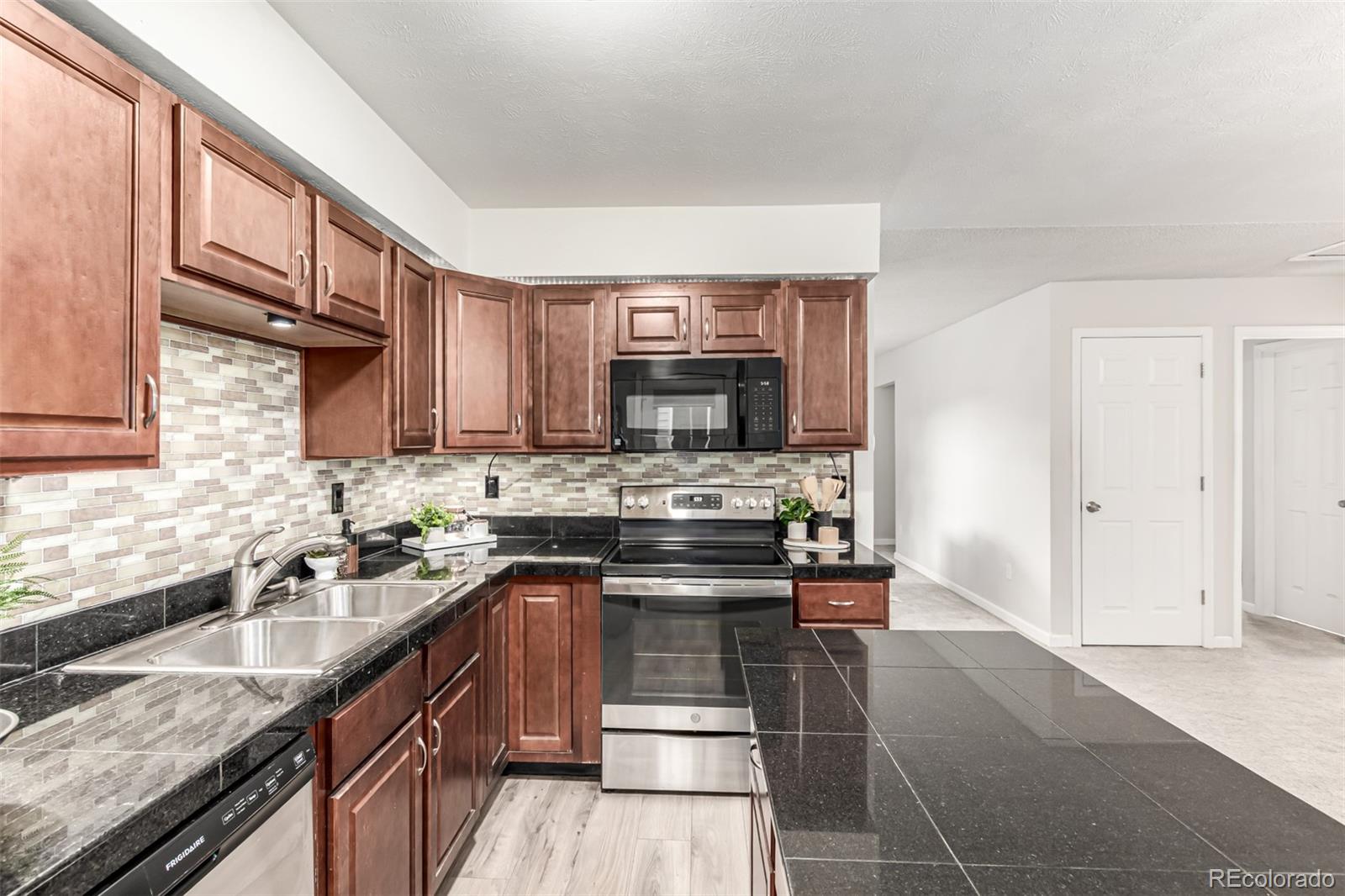 MLS Image #5 for 4784 s tabor street,morrison, Colorado