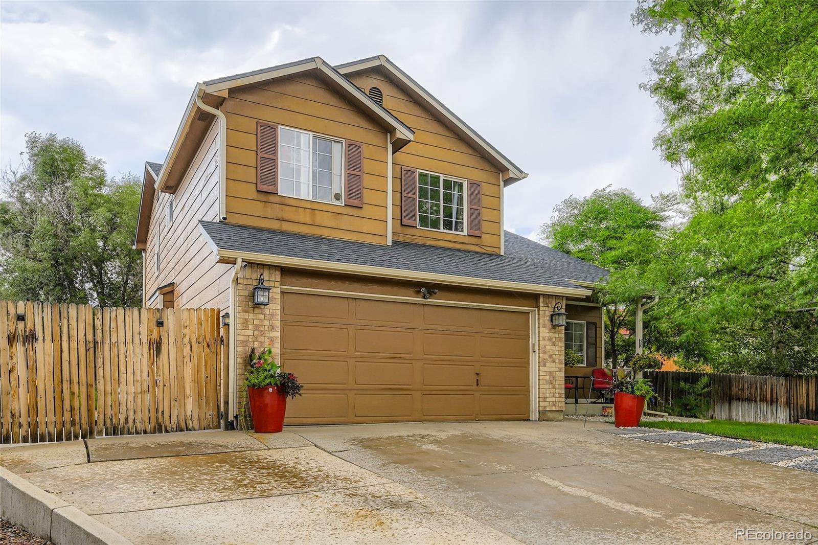 MLS Image #1 for 9559  elizabeth court,thornton, Colorado