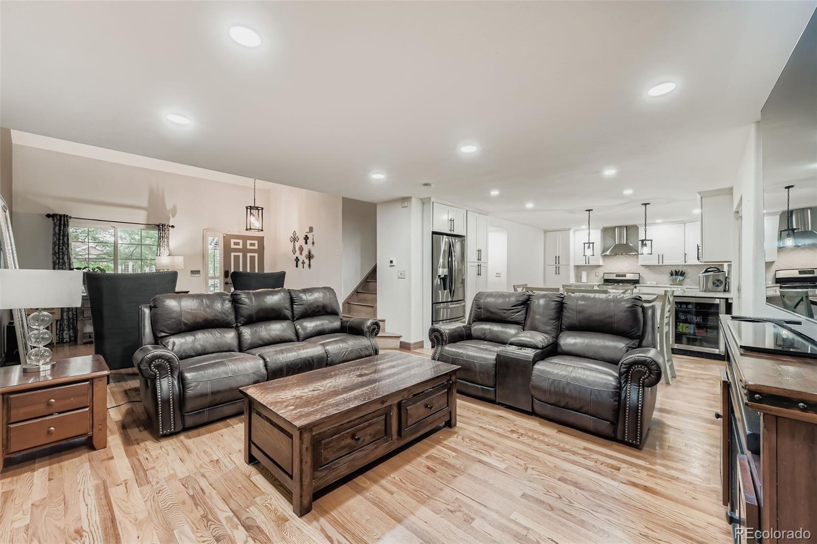 MLS Image #11 for 9559  elizabeth court,thornton, Colorado