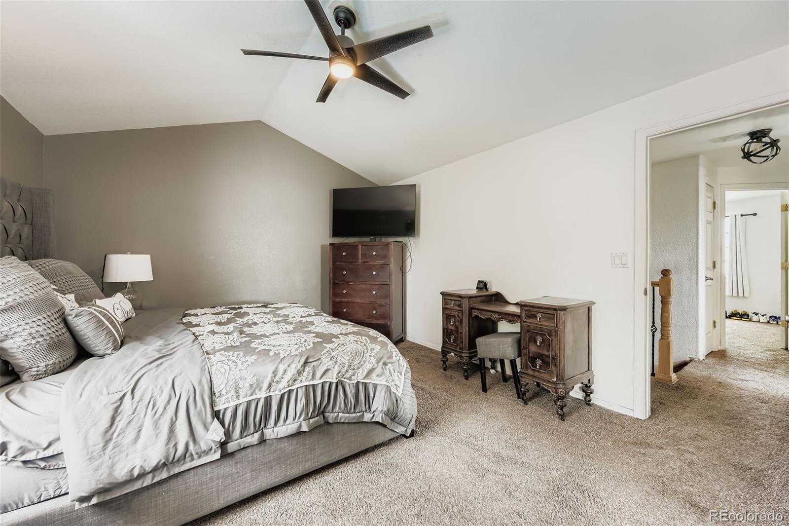 MLS Image #14 for 9559  elizabeth court,thornton, Colorado