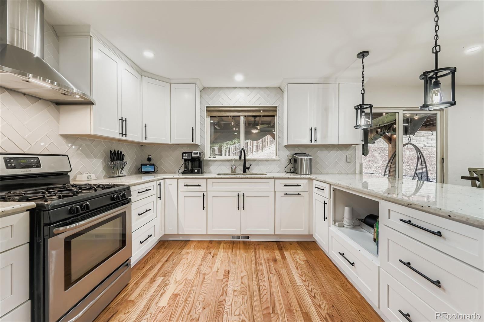 MLS Image #8 for 9559  elizabeth court,thornton, Colorado