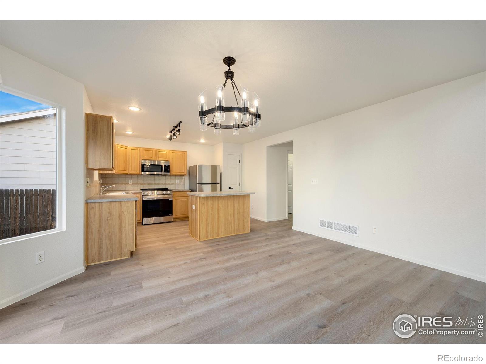 MLS Image #13 for 2209  clipper way,fort collins, Colorado