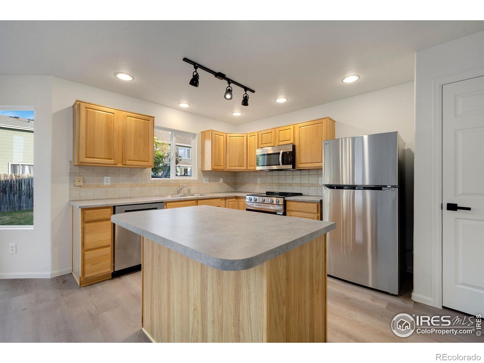 MLS Image #15 for 2209  clipper way,fort collins, Colorado
