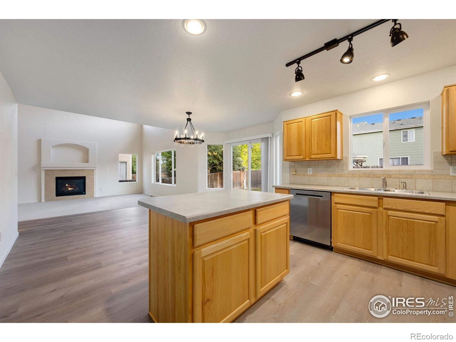 MLS Image #17 for 2209  clipper way,fort collins, Colorado