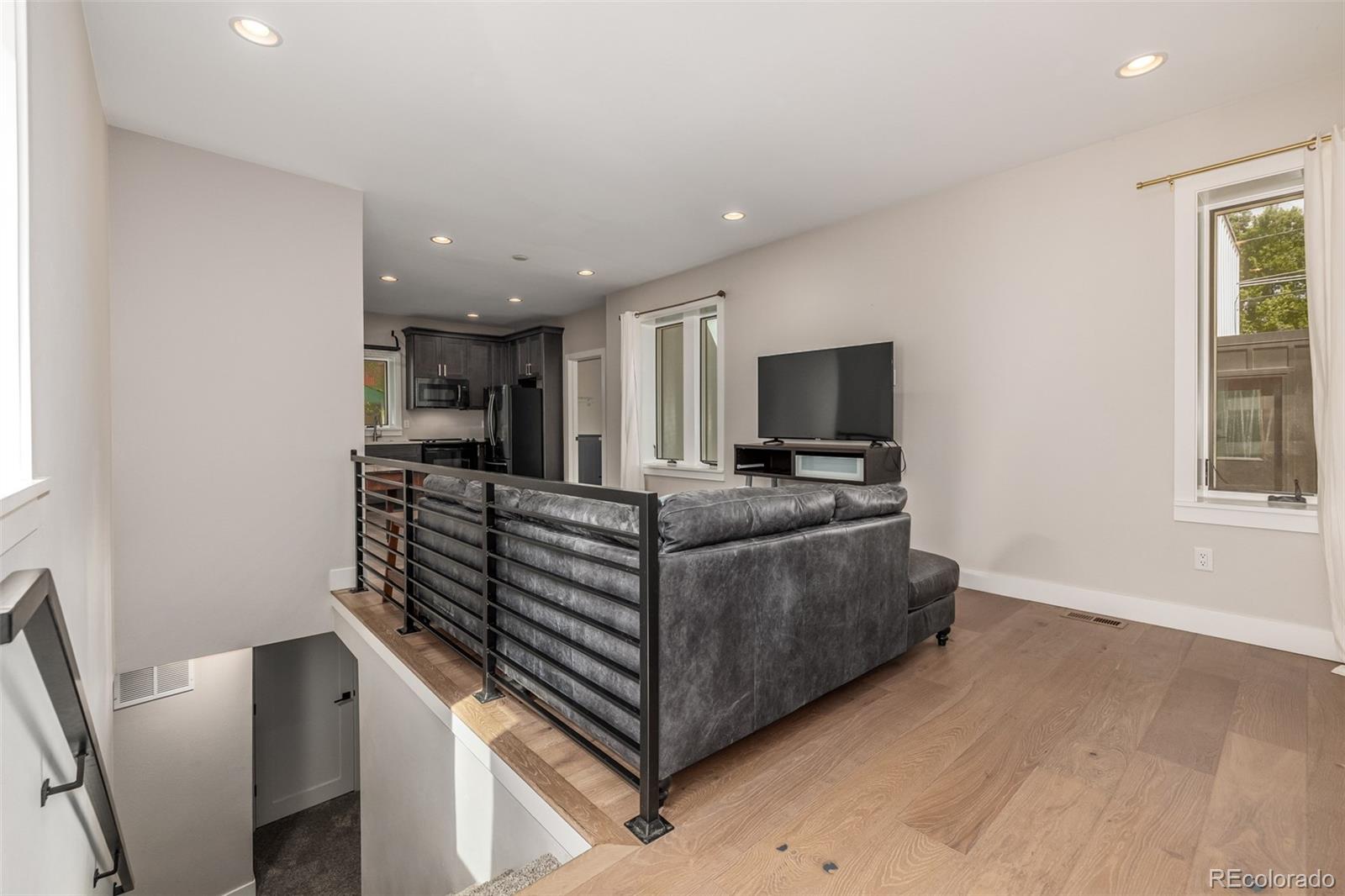 MLS Image #27 for 1468 s washington street,denver, Colorado