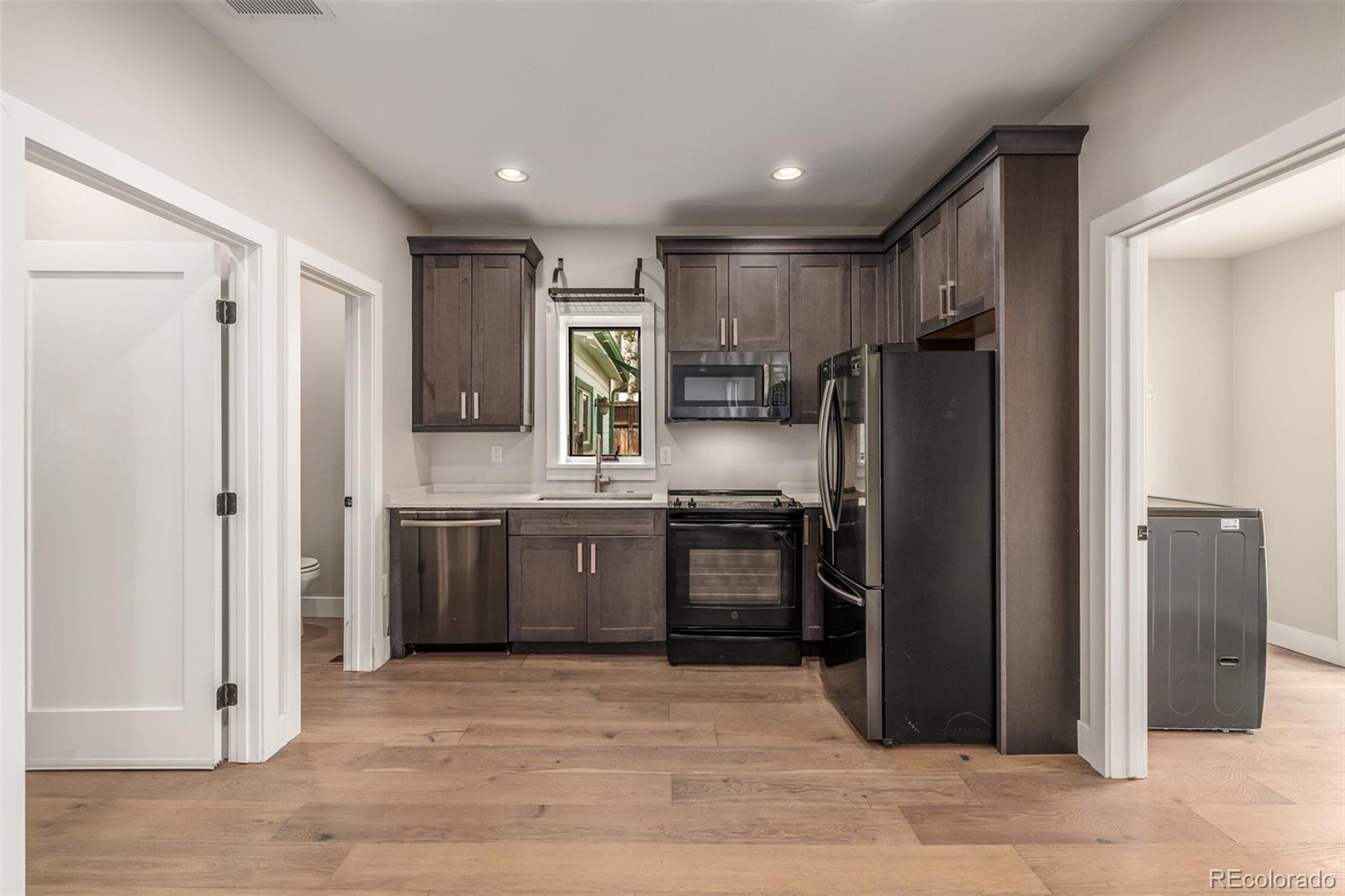 MLS Image #29 for 1468 s washington street,denver, Colorado