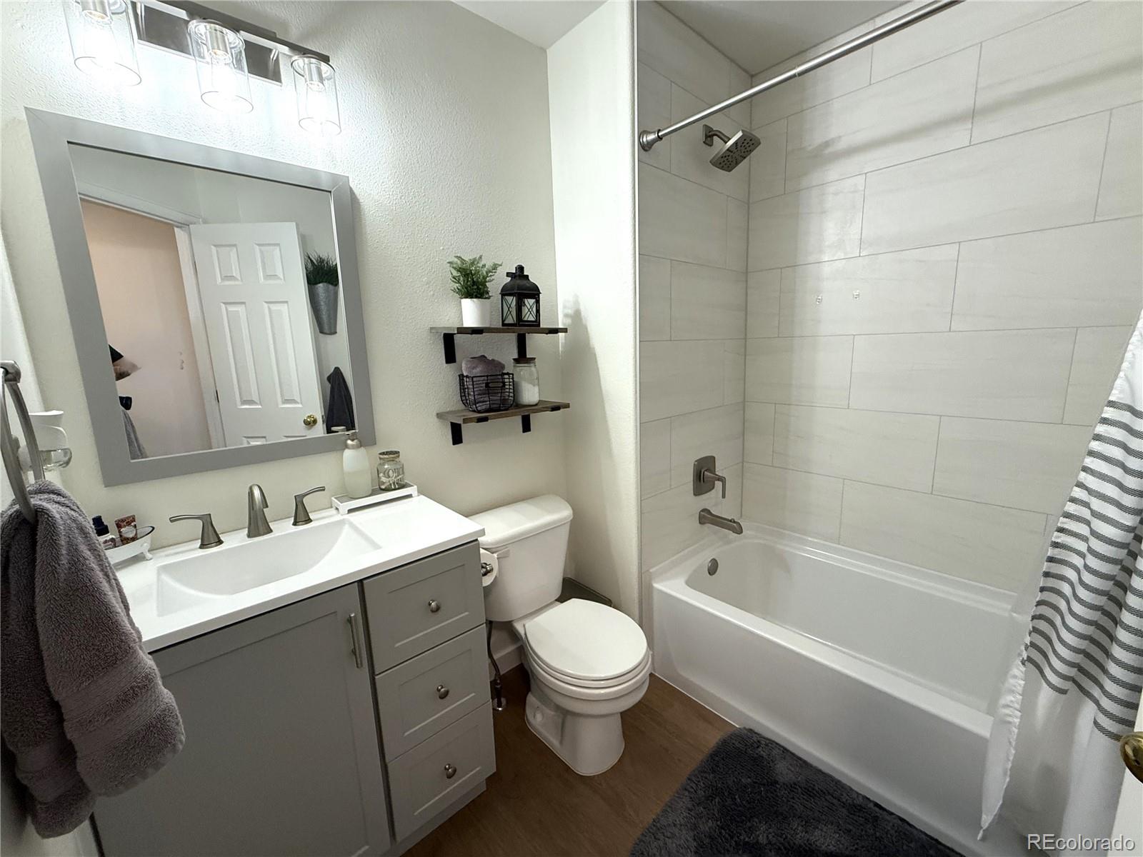 MLS Image #12 for 3771 s kirk way,aurora, Colorado