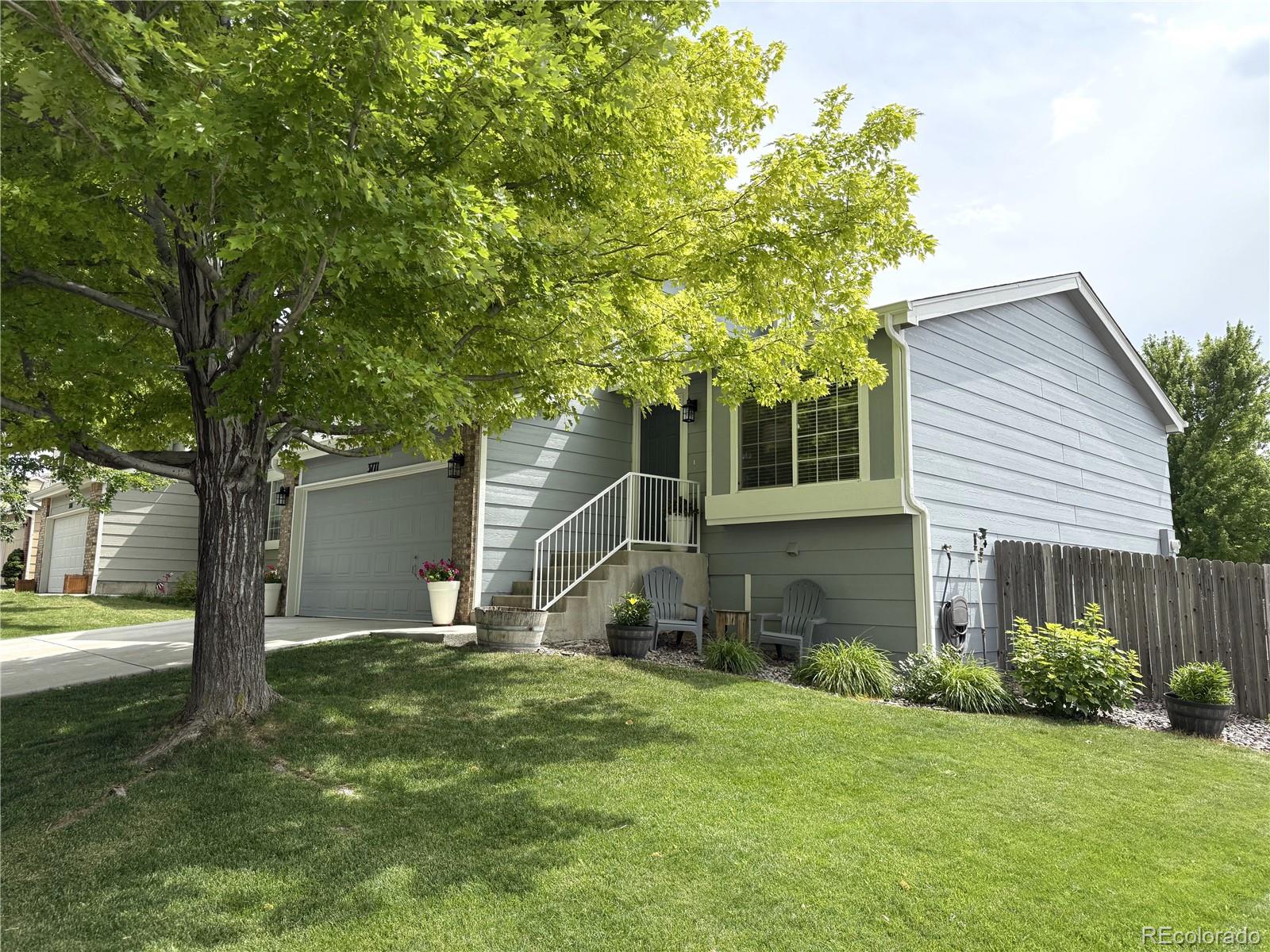 MLS Image #2 for 3771 s kirk way,aurora, Colorado