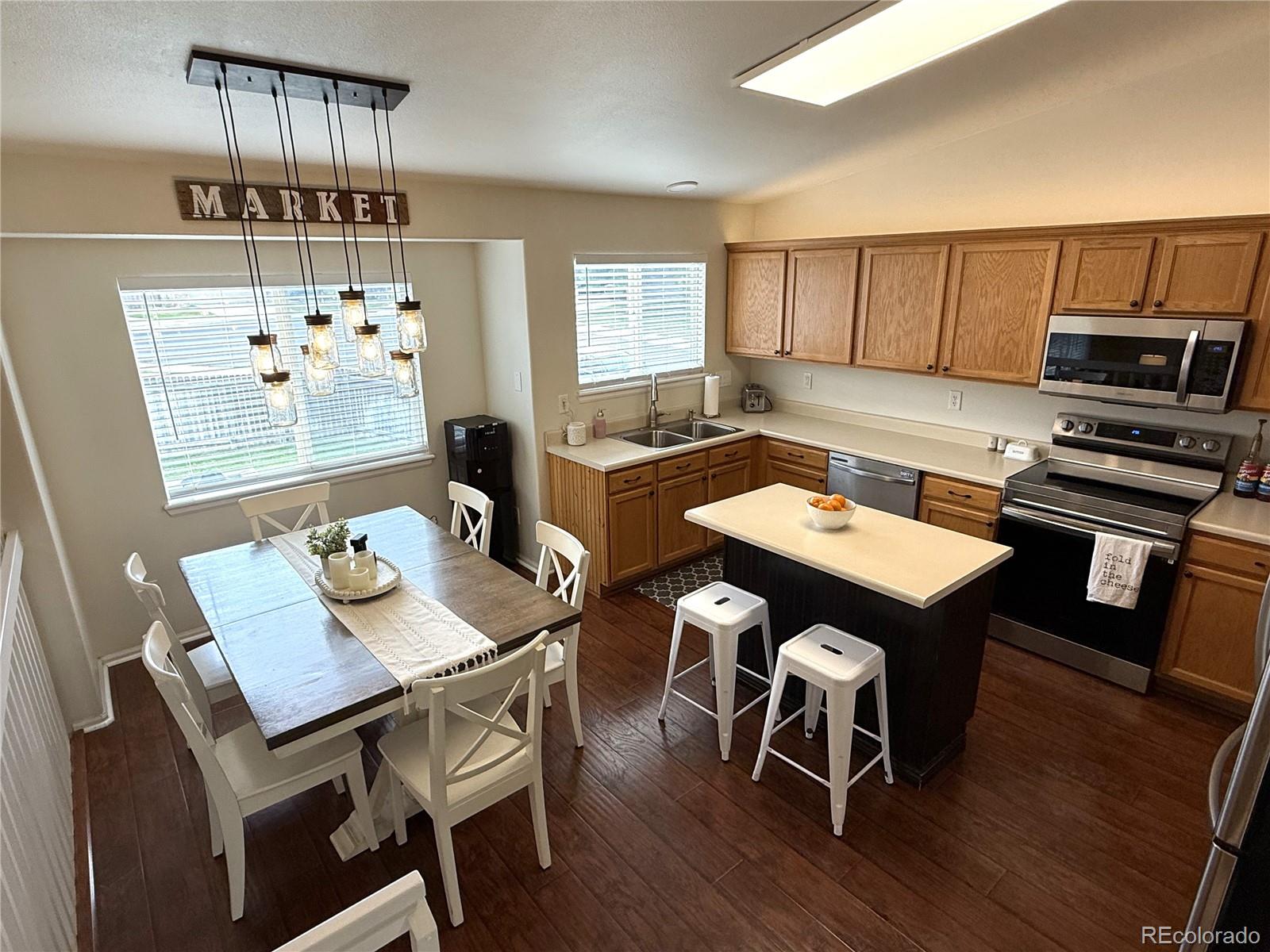 MLS Image #3 for 3771 s kirk way,aurora, Colorado