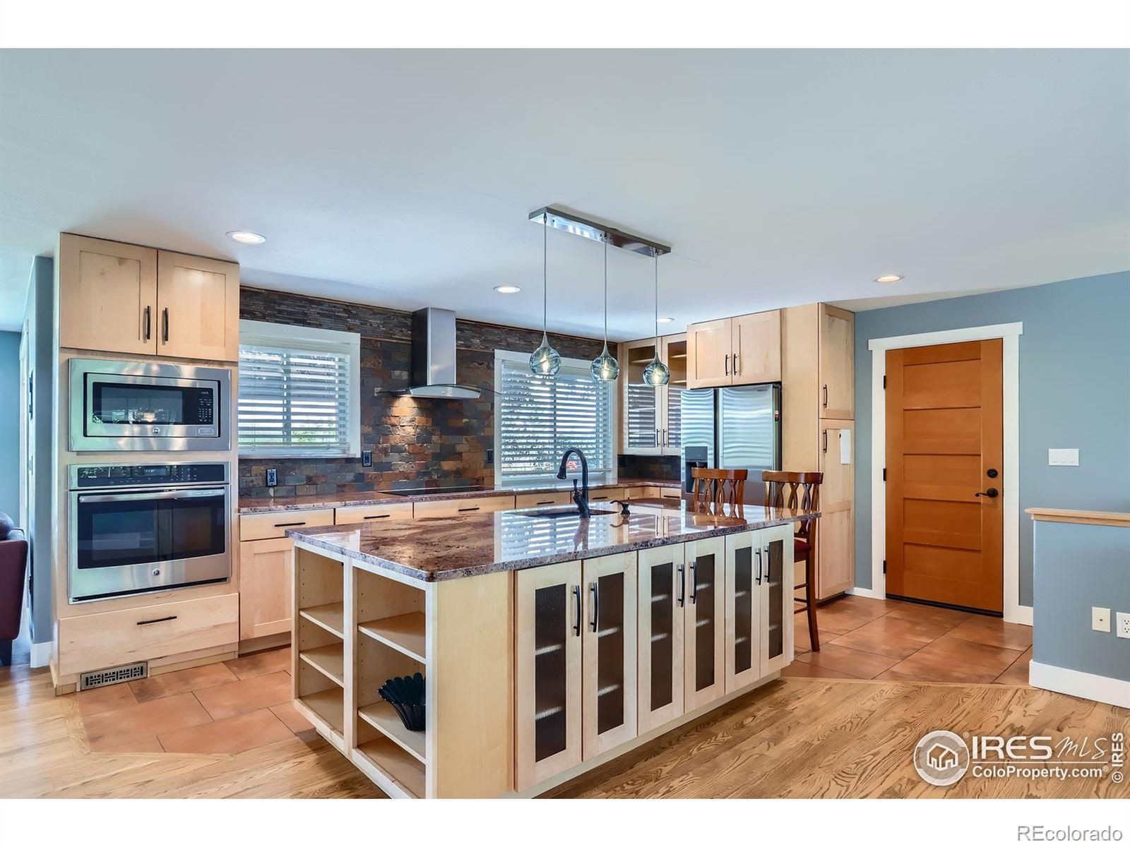 MLS Image #10 for 11895  oxford road,longmont, Colorado