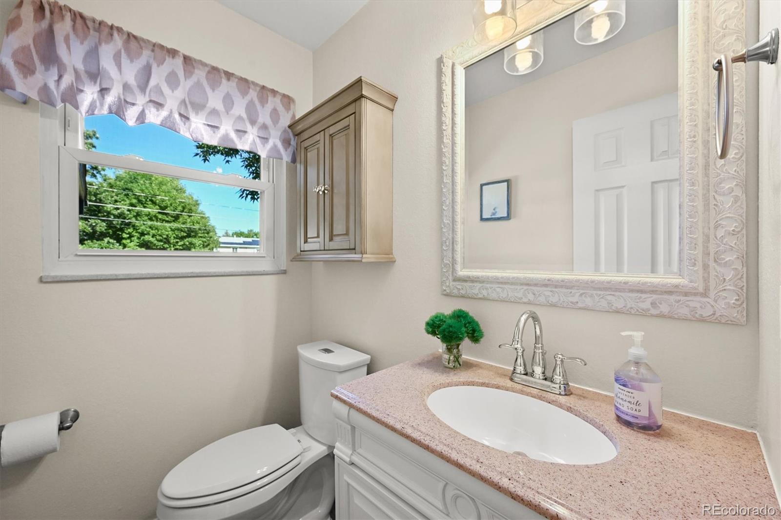 MLS Image #10 for 925  daphne street,broomfield, Colorado