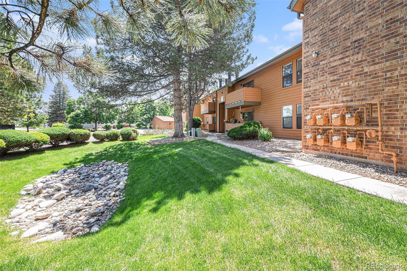 MLS Image #15 for 3325 s ammons street,lakewood, Colorado