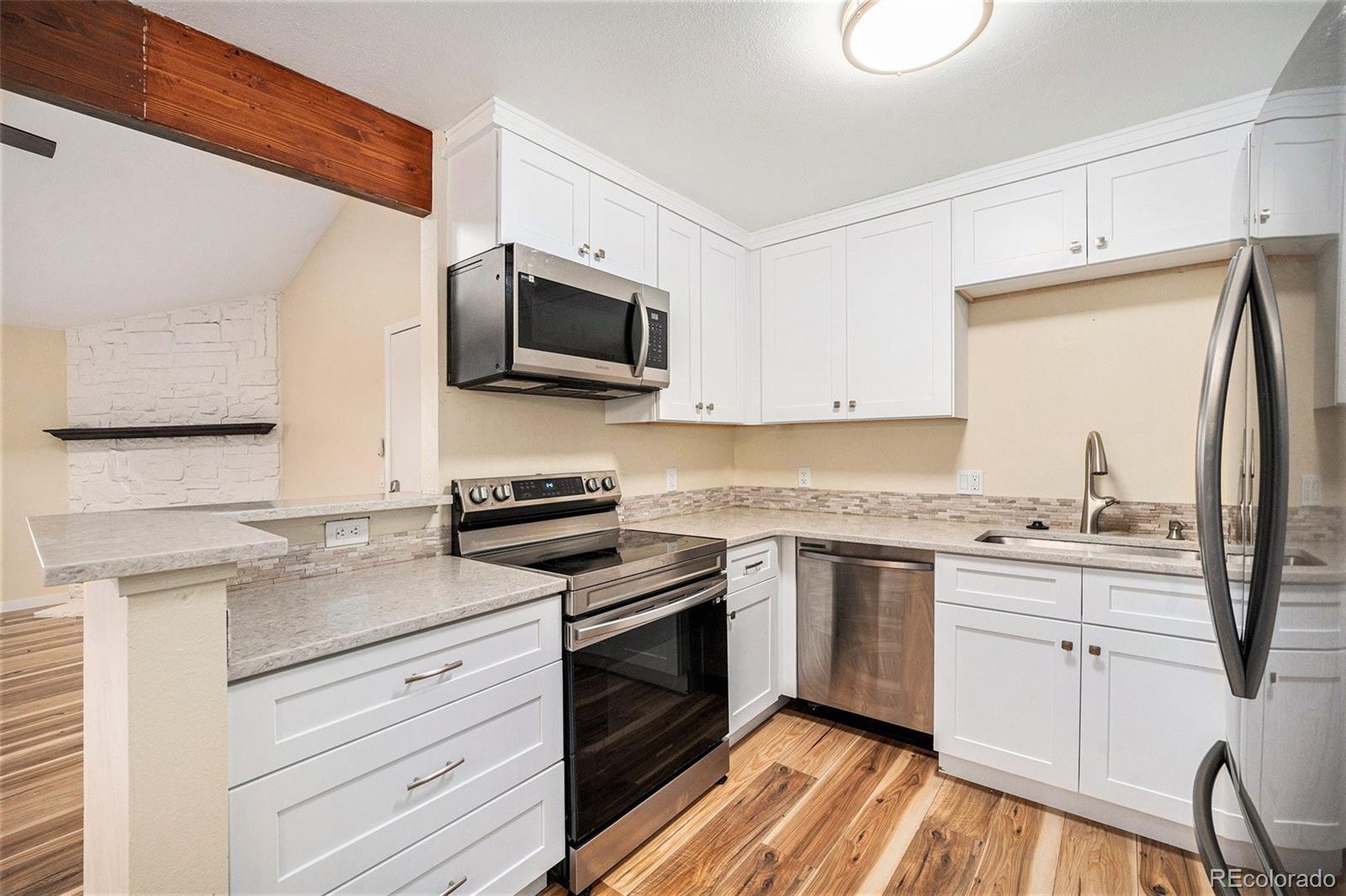 MLS Image #2 for 3325 s ammons street,lakewood, Colorado