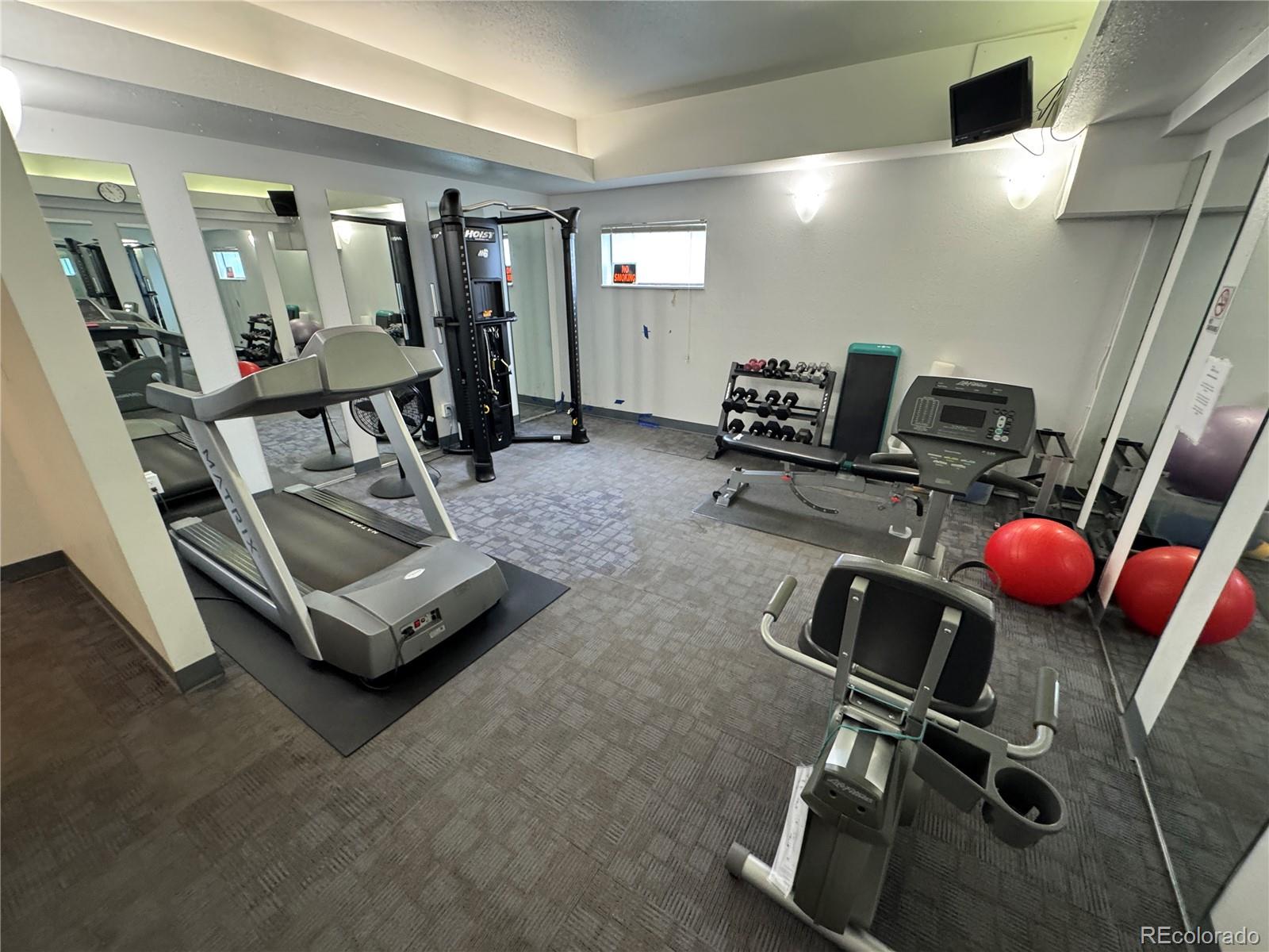 MLS Image #23 for 3460 s poplar street,denver, Colorado