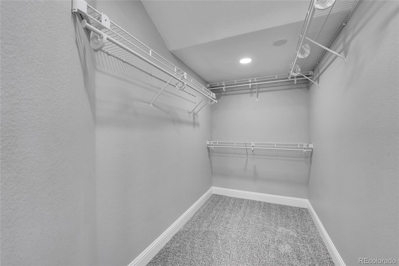 MLS Image #27 for 19731 e 40th avenue,denver, Colorado