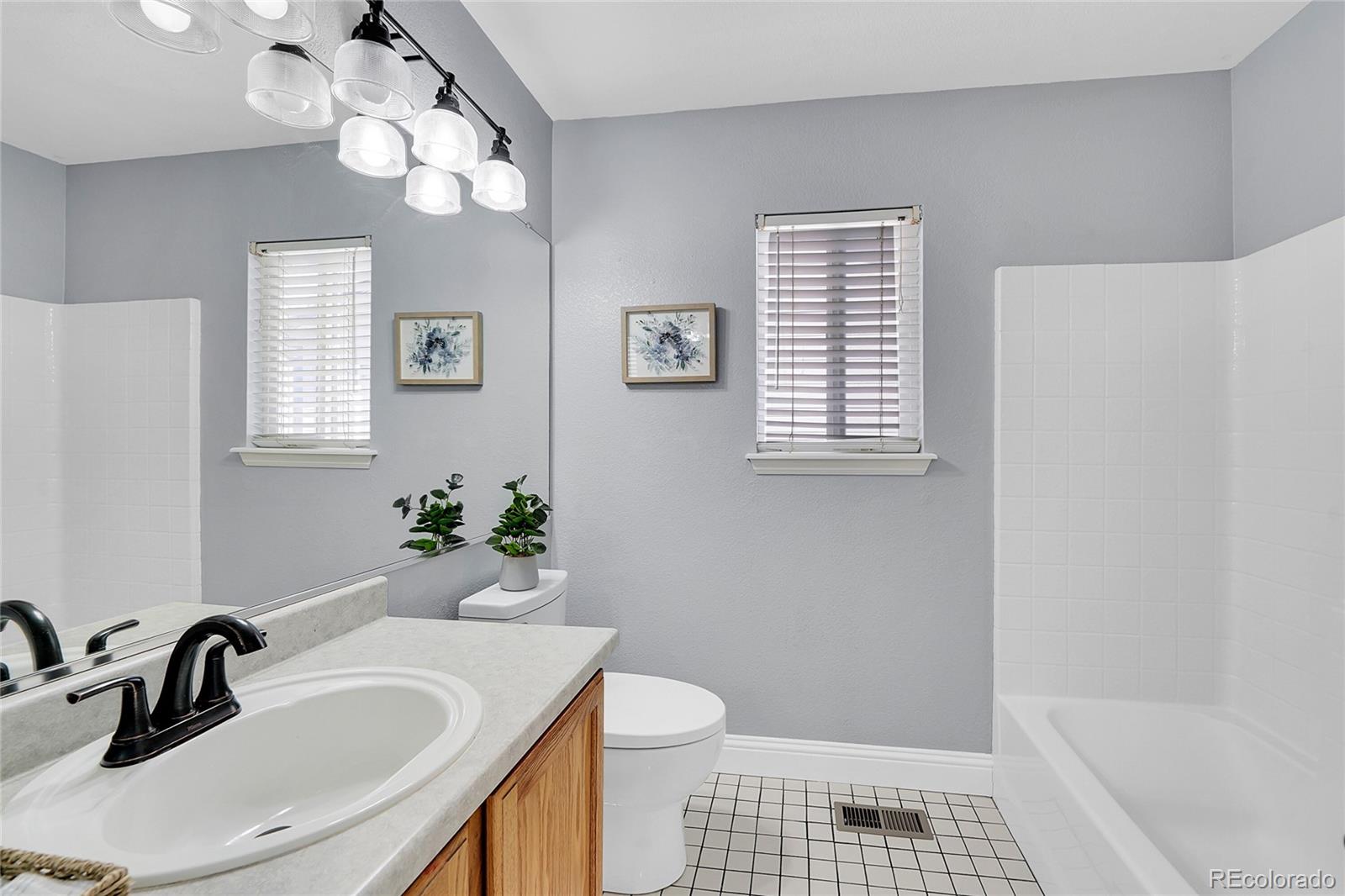 MLS Image #30 for 19731 e 40th avenue,denver, Colorado