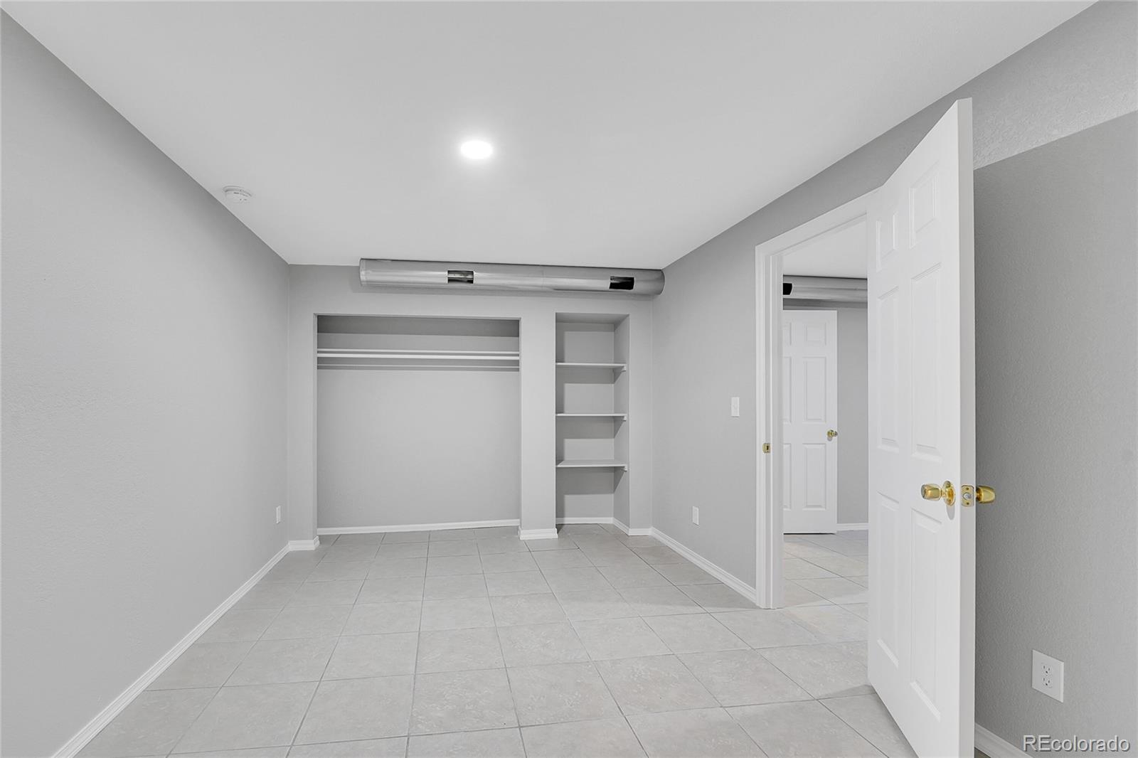 MLS Image #35 for 19731 e 40th avenue,denver, Colorado