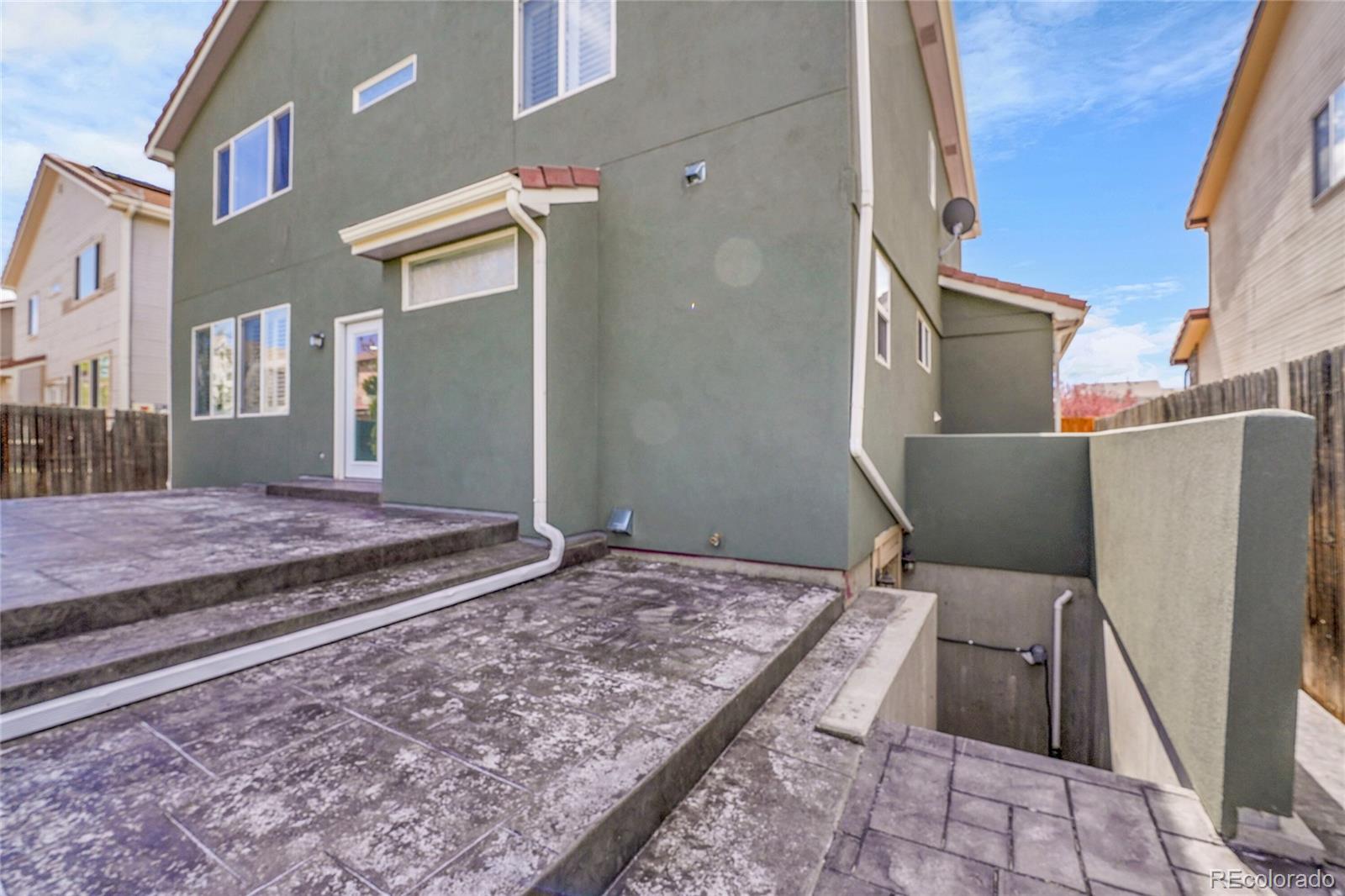 MLS Image #43 for 19731 e 40th avenue,denver, Colorado