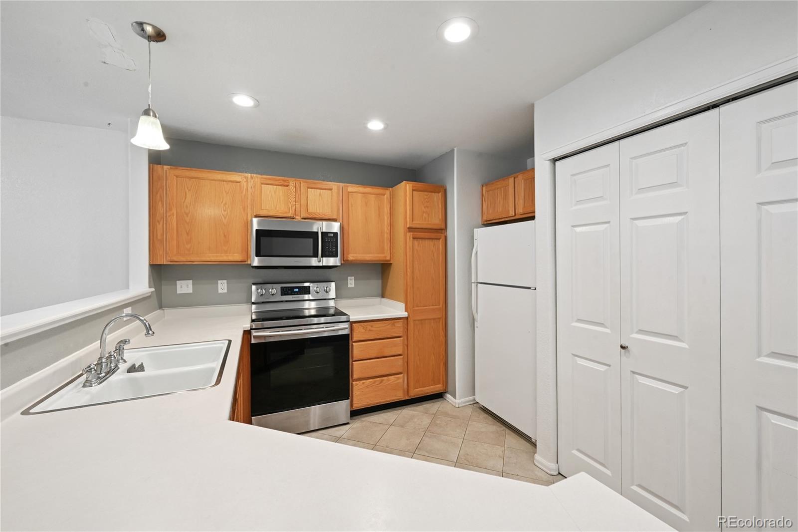 MLS Image #11 for 2085 e 103rd avenue,thornton, Colorado