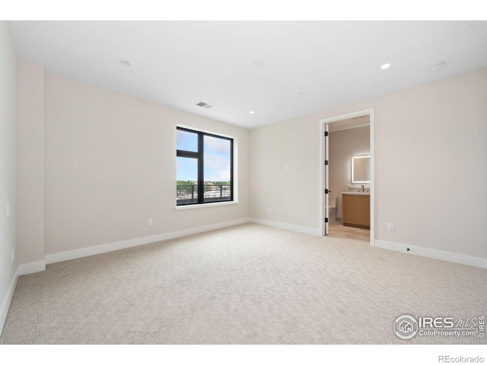 MLS Image #10 for 205 e 6th street,loveland, Colorado