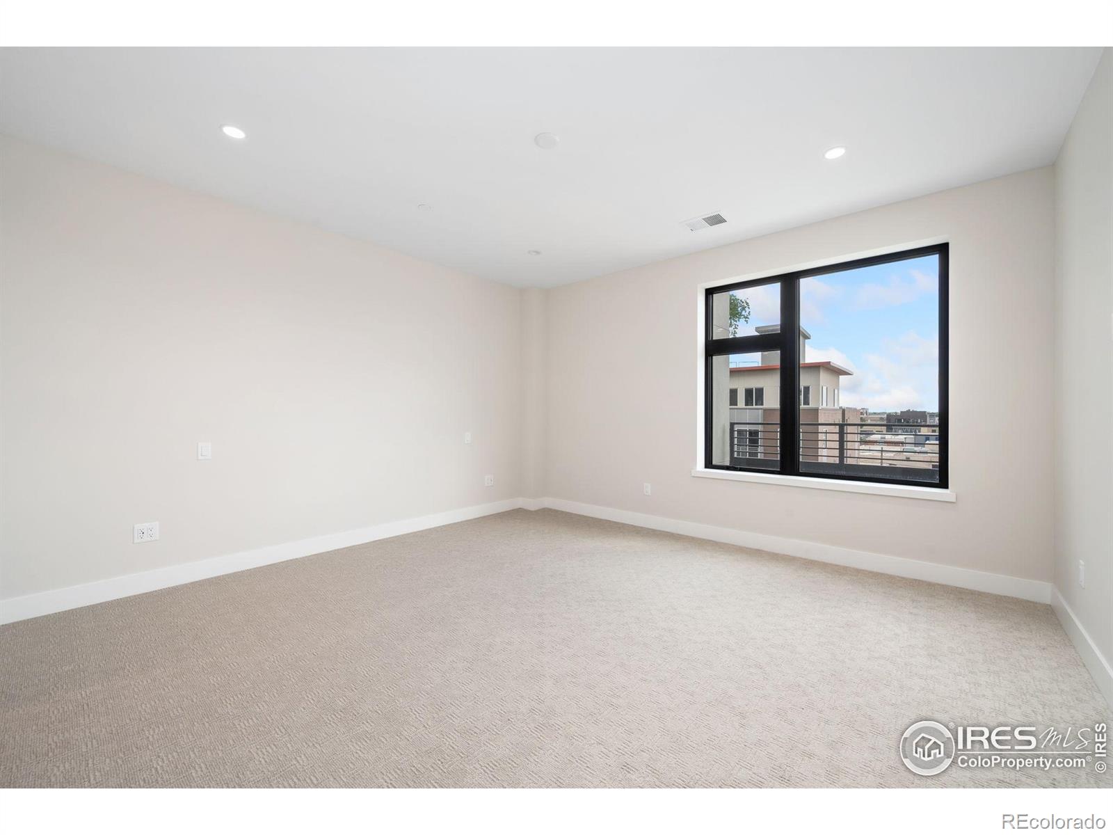 MLS Image #9 for 205 e 6th street,loveland, Colorado