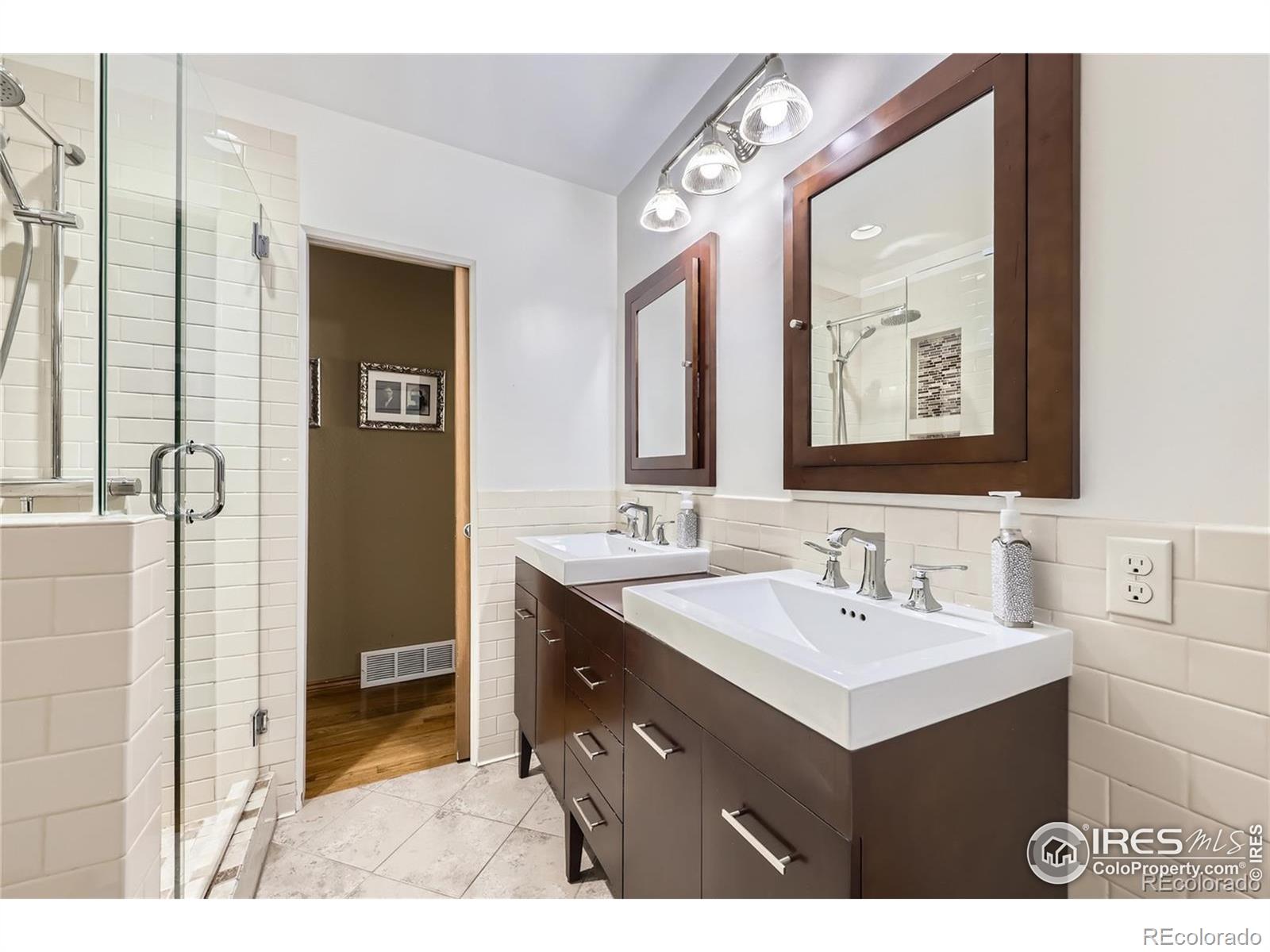 MLS Image #15 for 1600  olive street,denver, Colorado