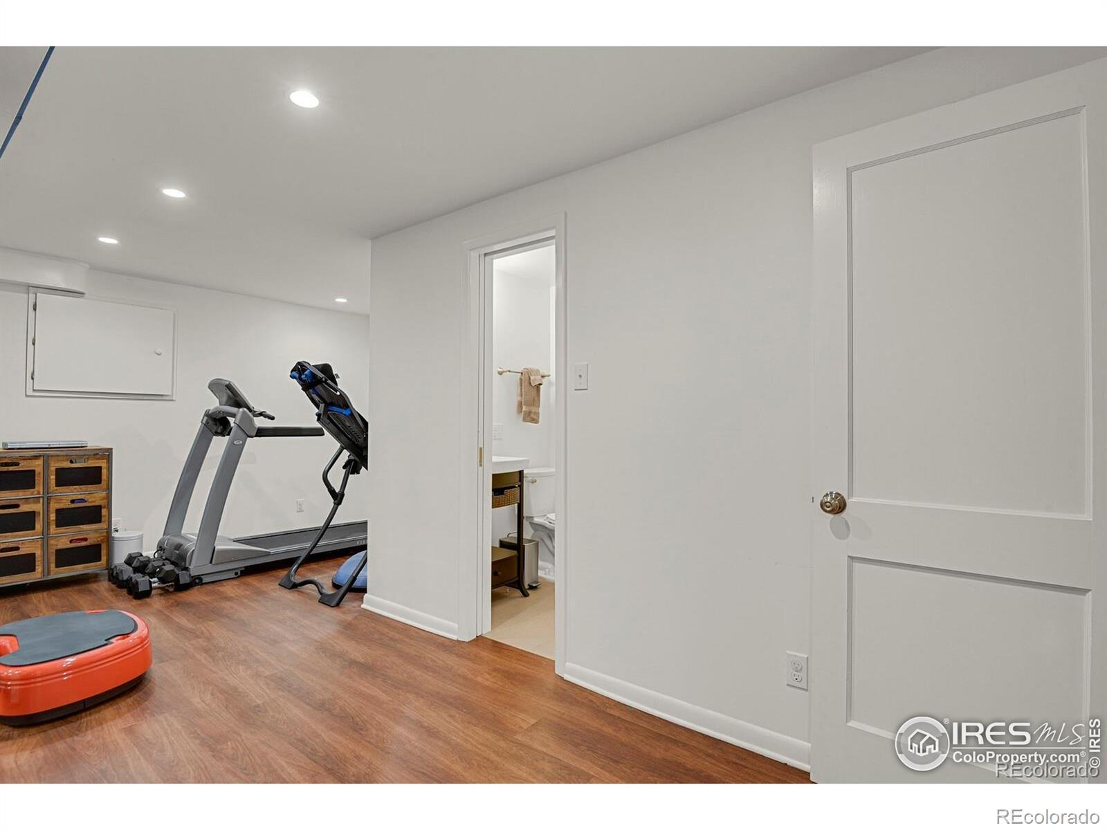 MLS Image #21 for 1600  olive street,denver, Colorado