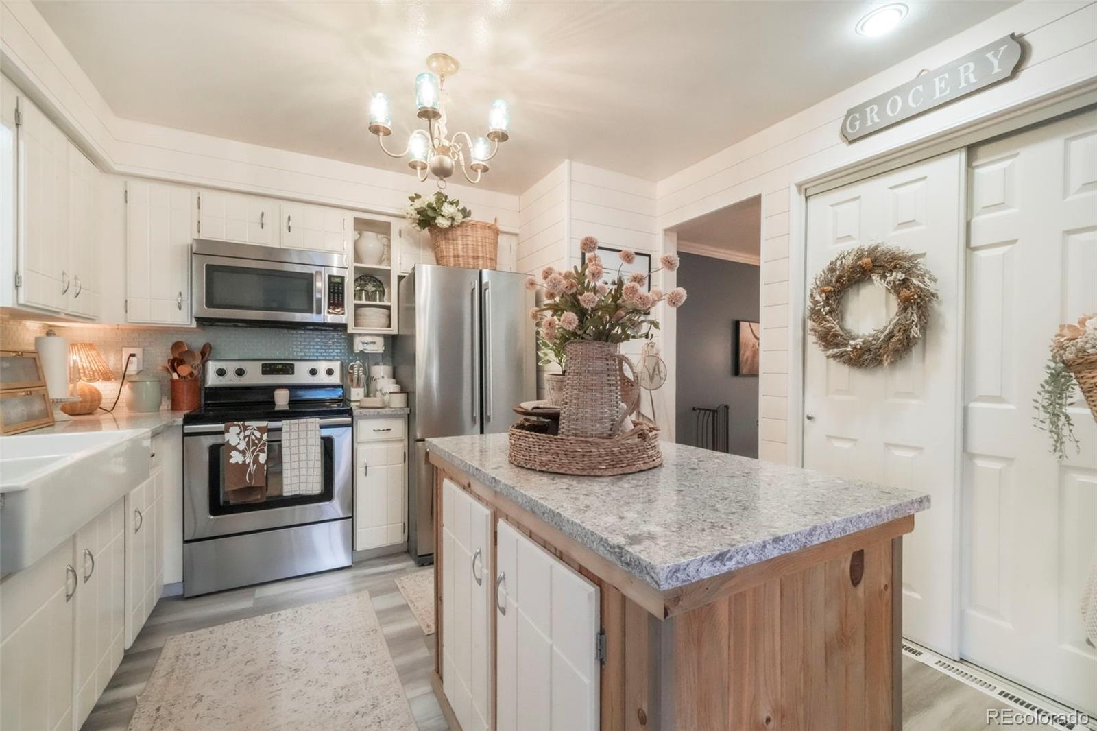 MLS Image #14 for 8280  everett way,arvada, Colorado