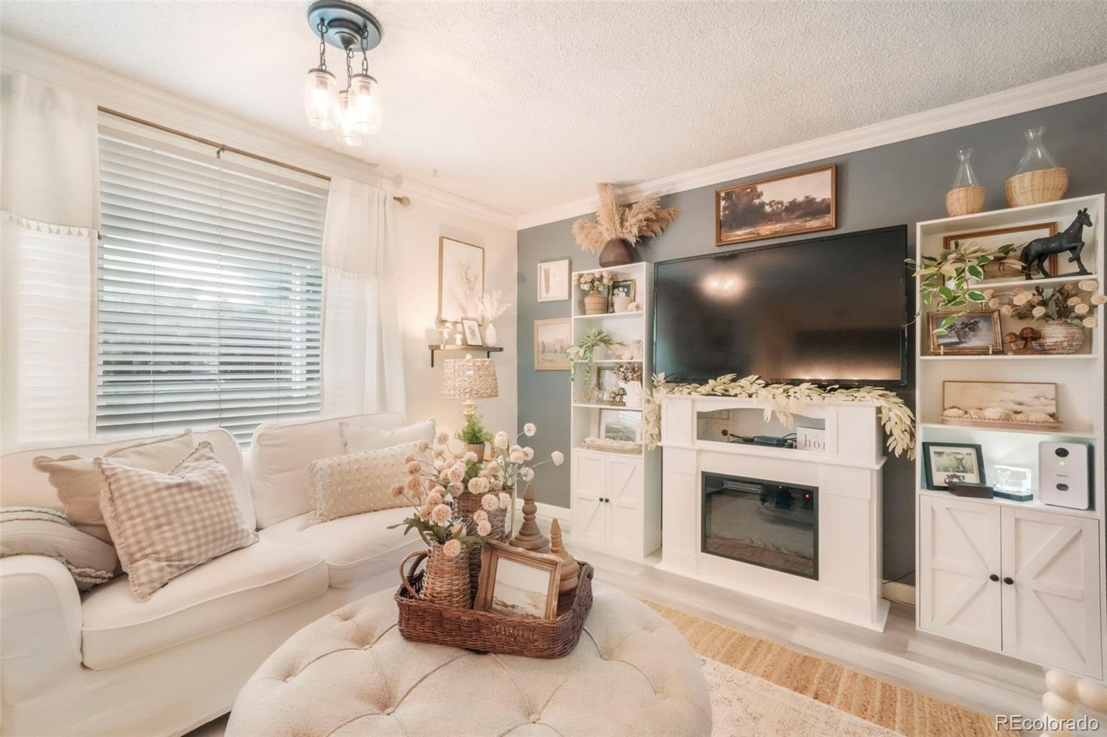 MLS Image #5 for 8280  everett way,arvada, Colorado