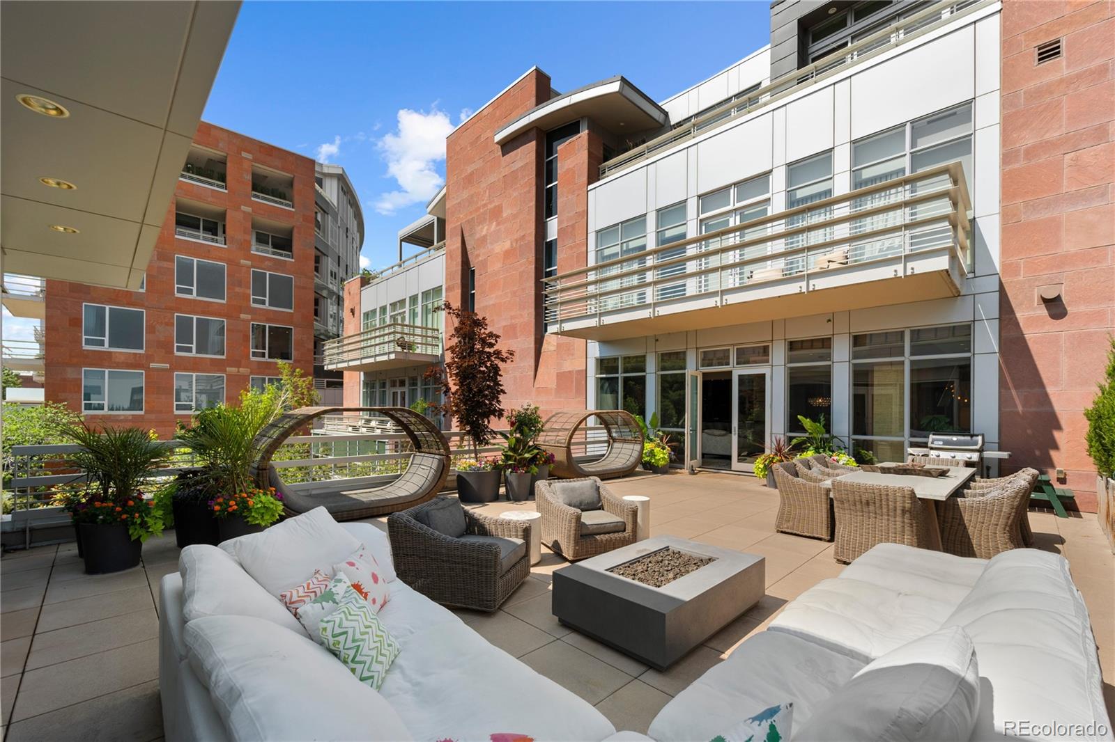 MLS Image #16 for 2800 e 2nd avenue,denver, Colorado