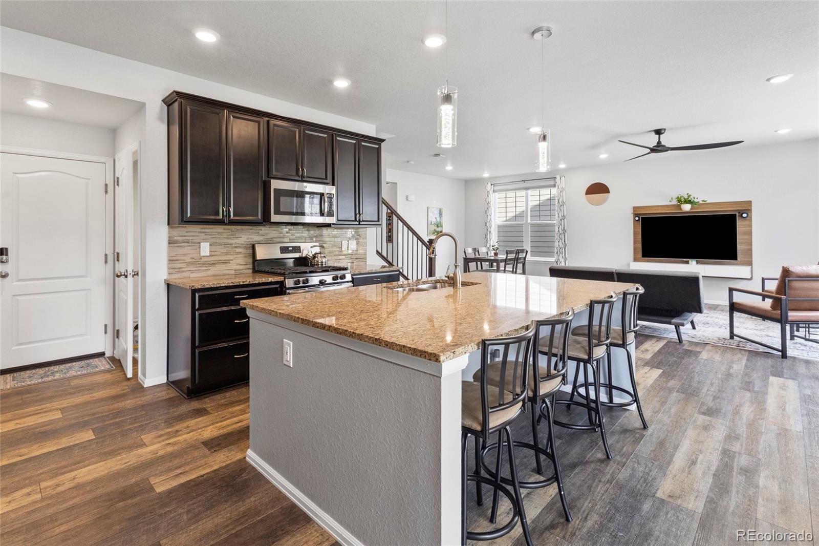 MLS Image #10 for 26304 e fourth place,aurora, Colorado