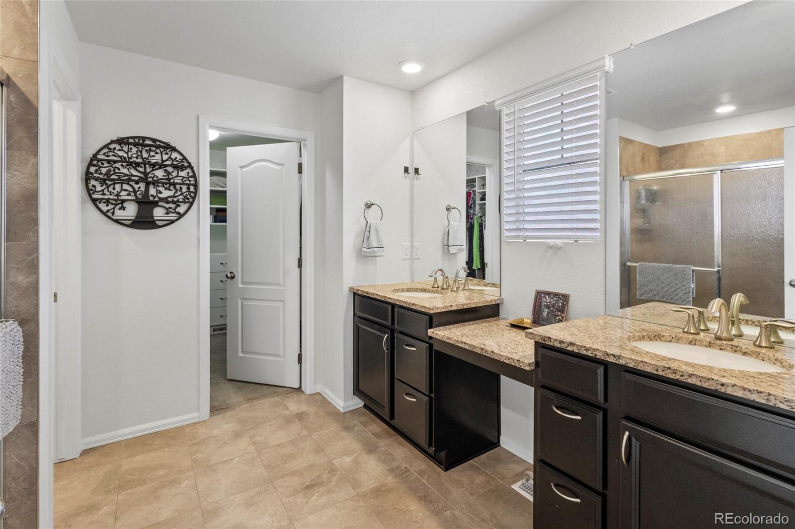 MLS Image #15 for 26304 e fourth place,aurora, Colorado