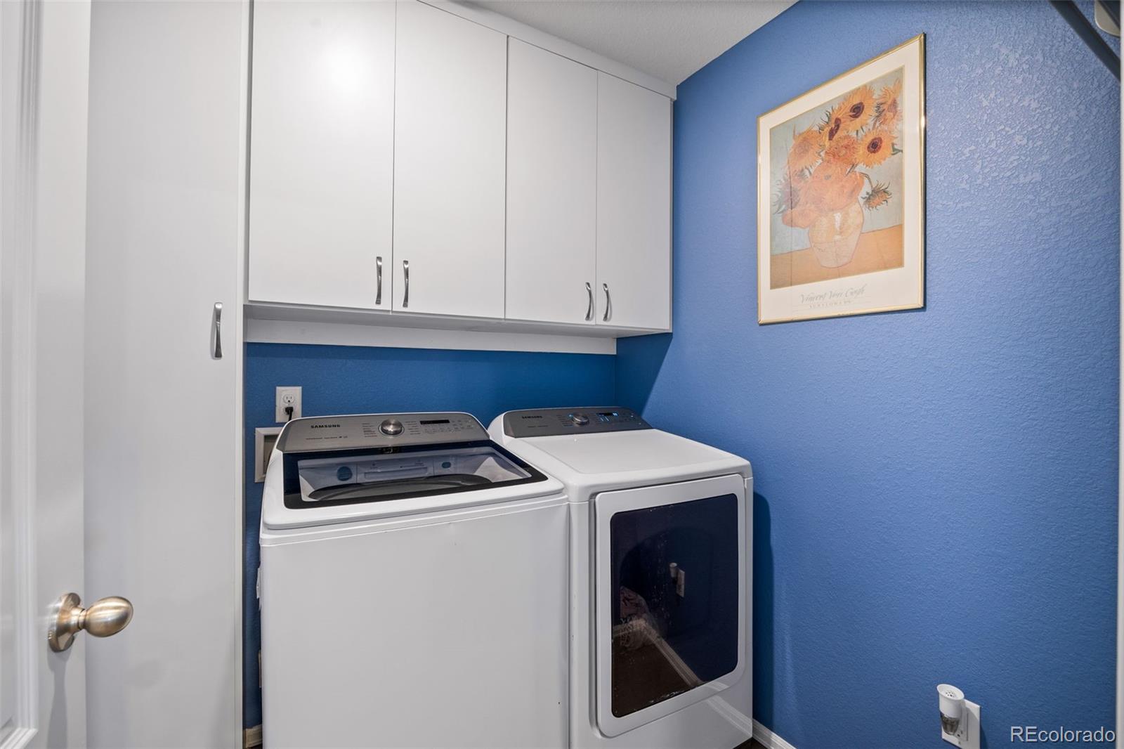 MLS Image #18 for 26304 e fourth place,aurora, Colorado