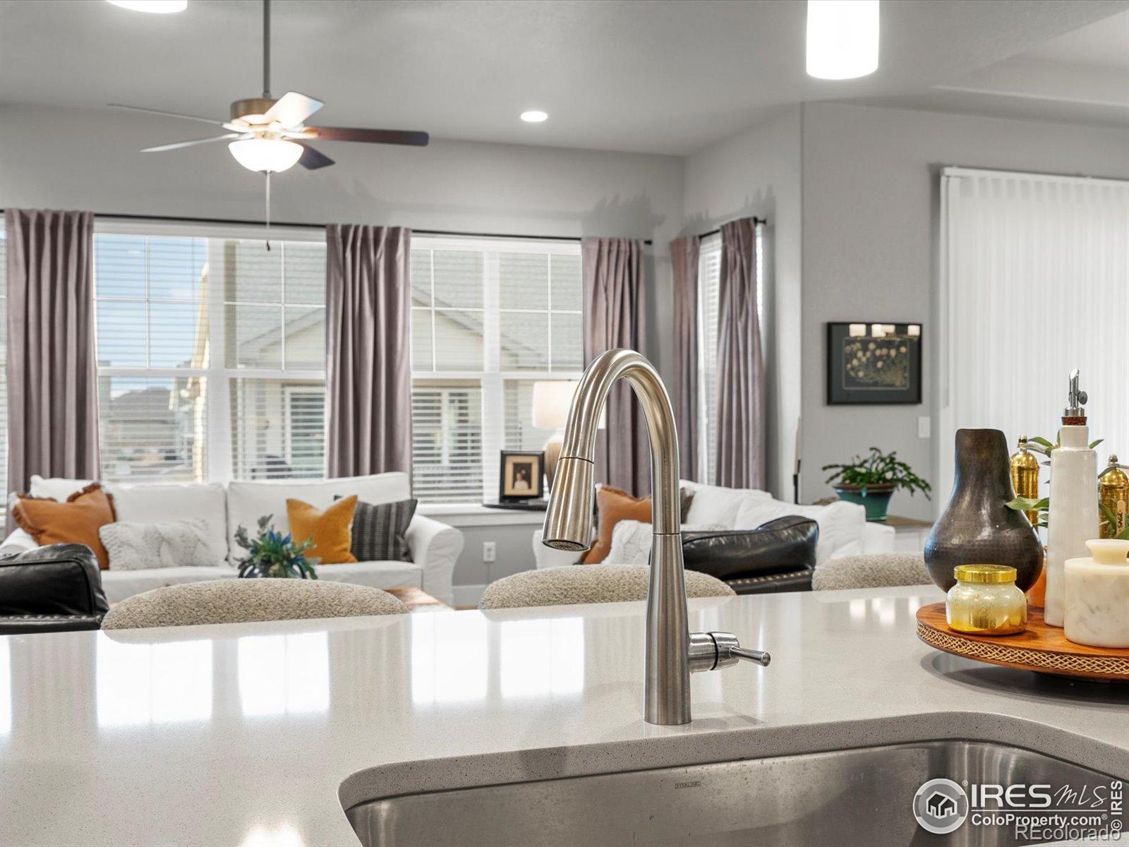 MLS Image #5 for 9035 s shawnee court,aurora, Colorado