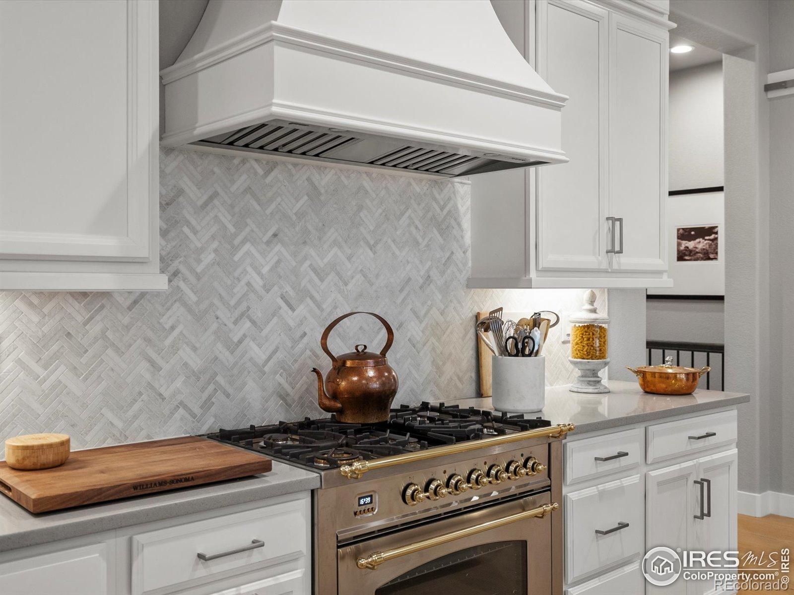 MLS Image #9 for 9035 s shawnee court,aurora, Colorado