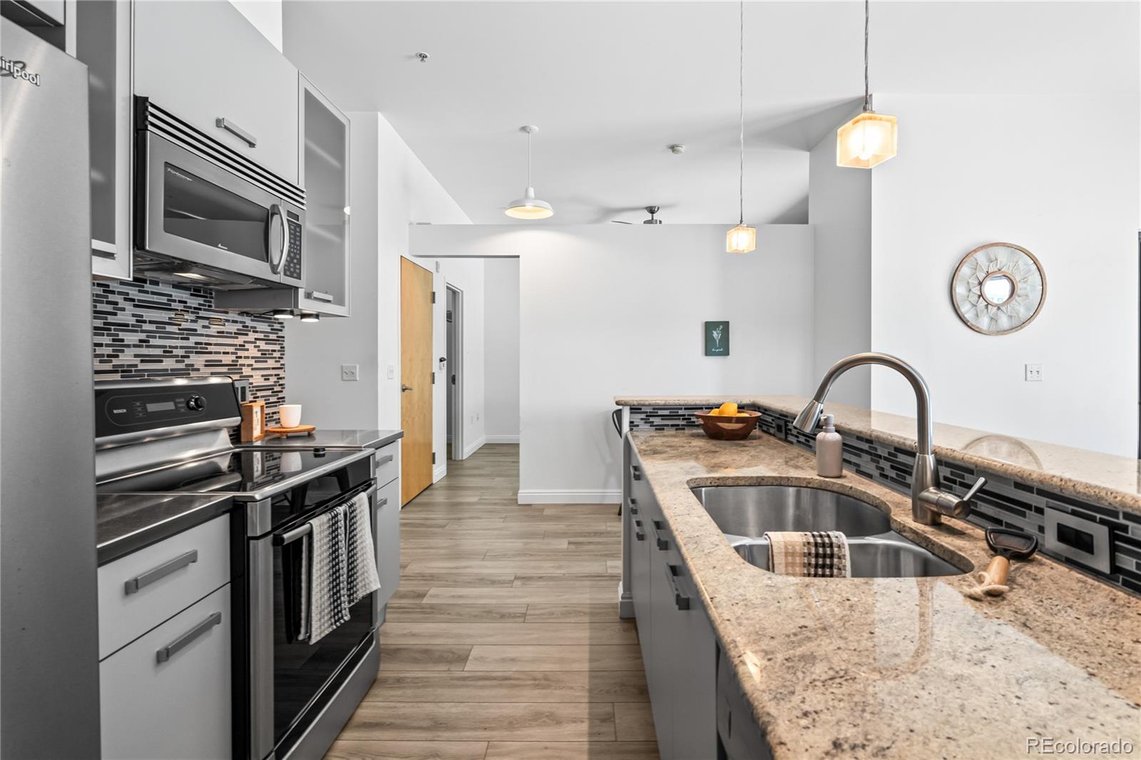 MLS Image #10 for 3100  huron street,denver, Colorado