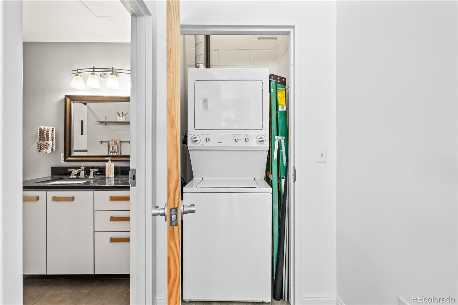 MLS Image #21 for 3100  huron street,denver, Colorado