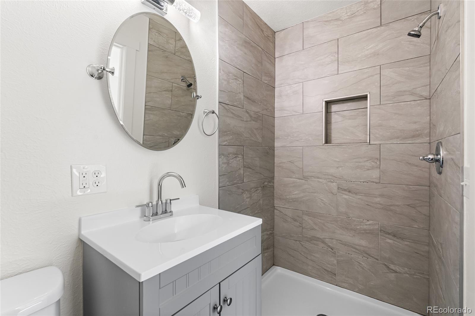 MLS Image #23 for 571 s taft street,lakewood, Colorado