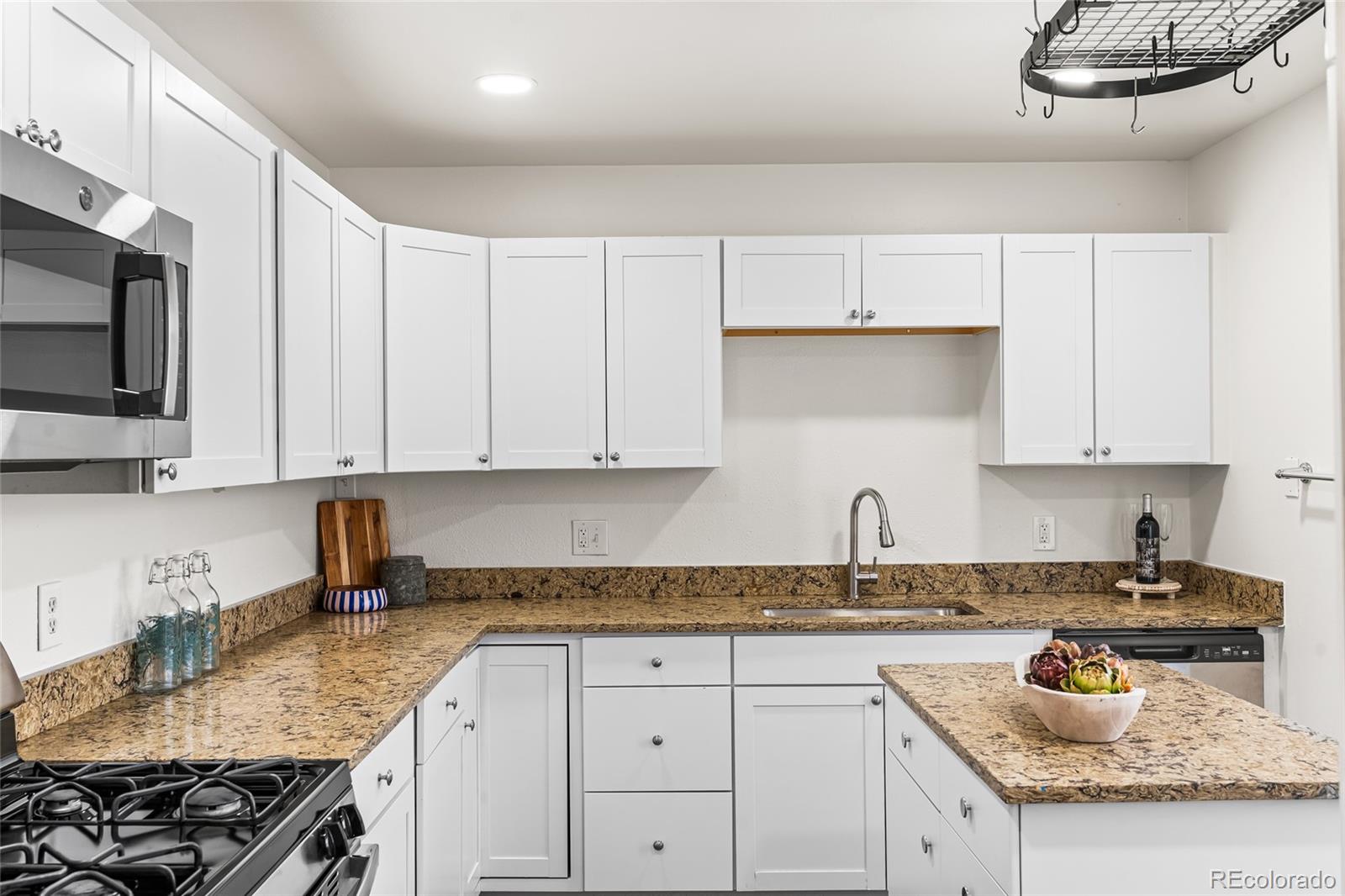 MLS Image #9 for 571 s taft street,lakewood, Colorado